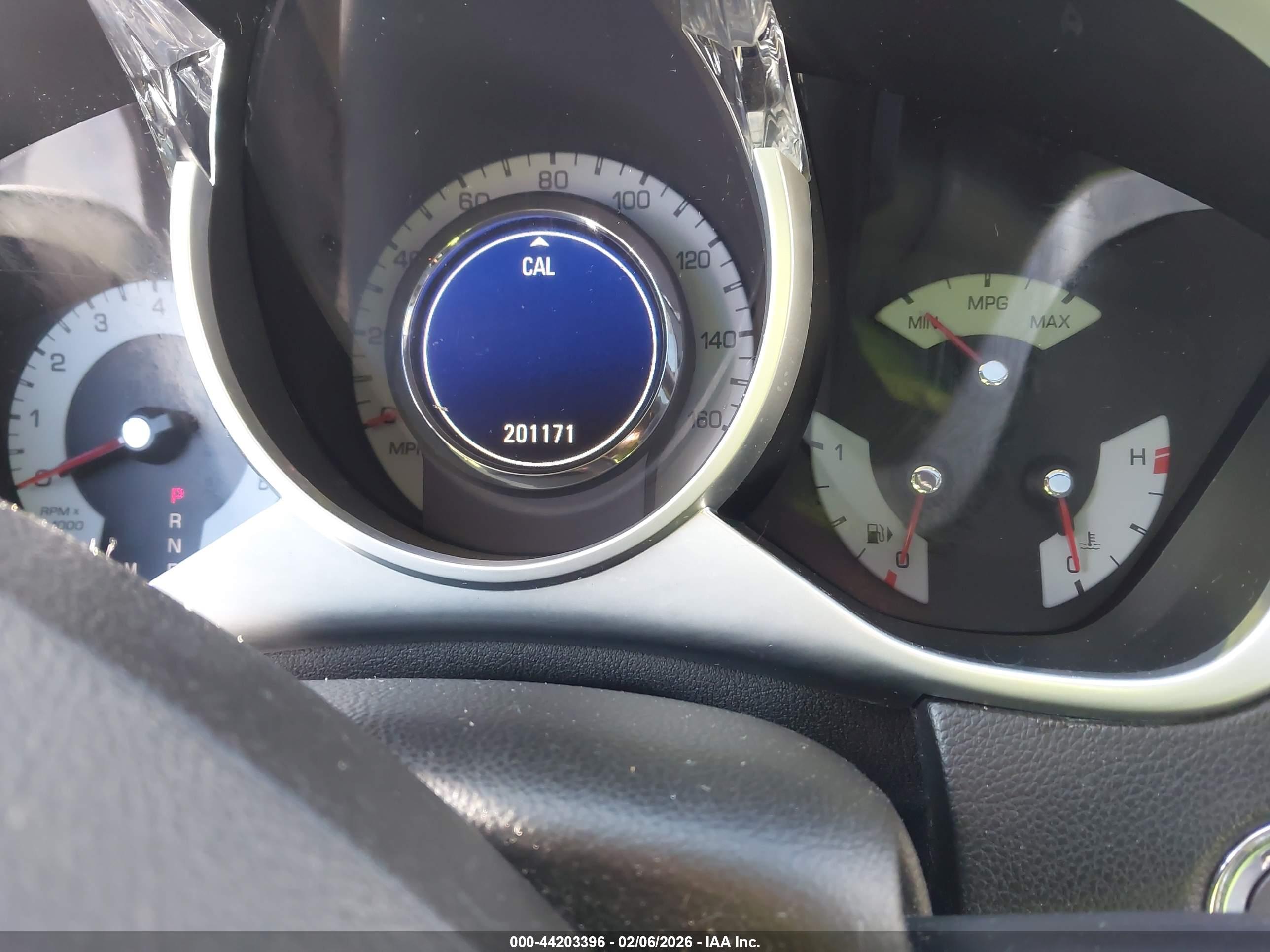 CADILLAC SRX image 7