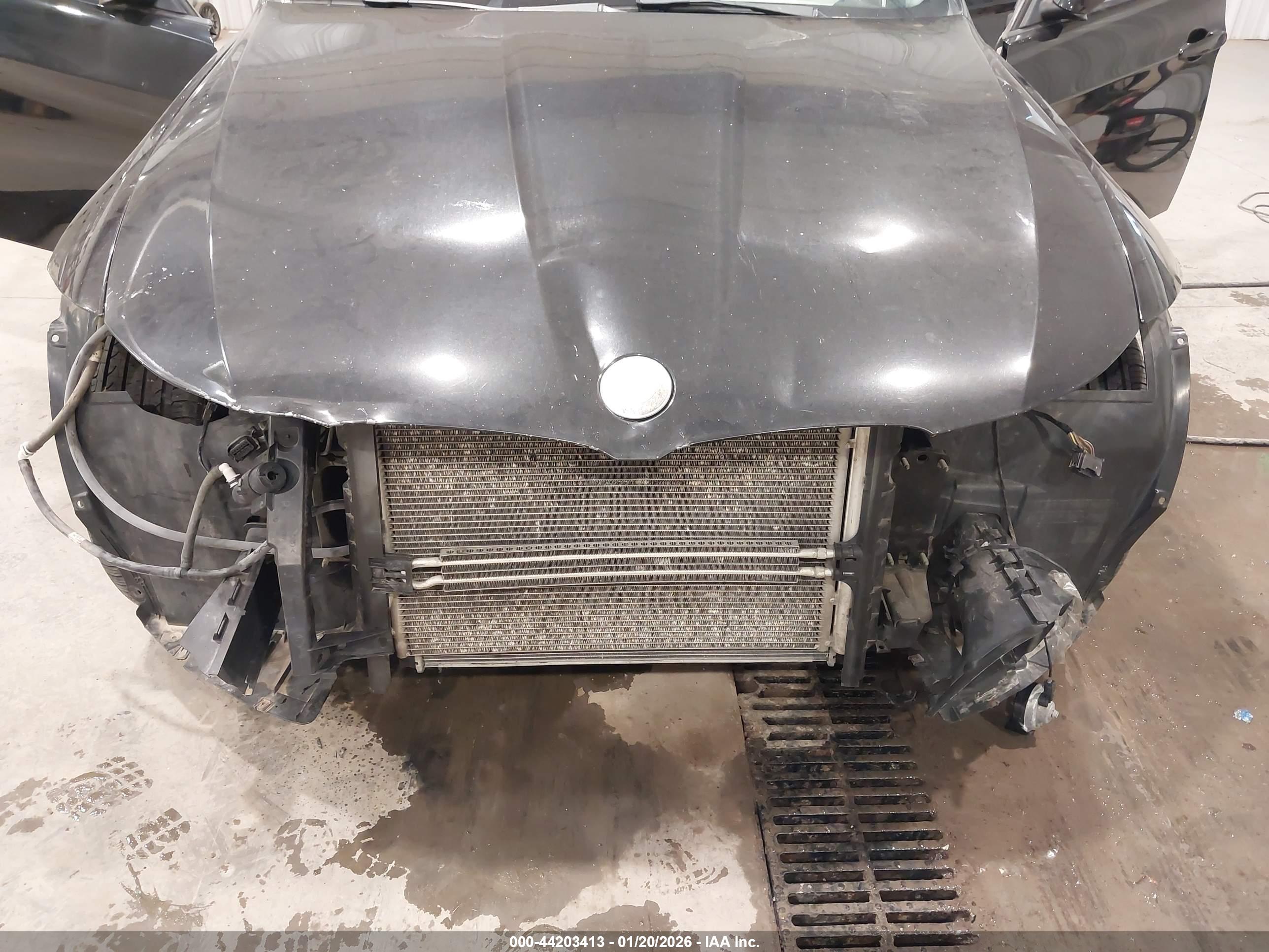 BMW 328I image 6