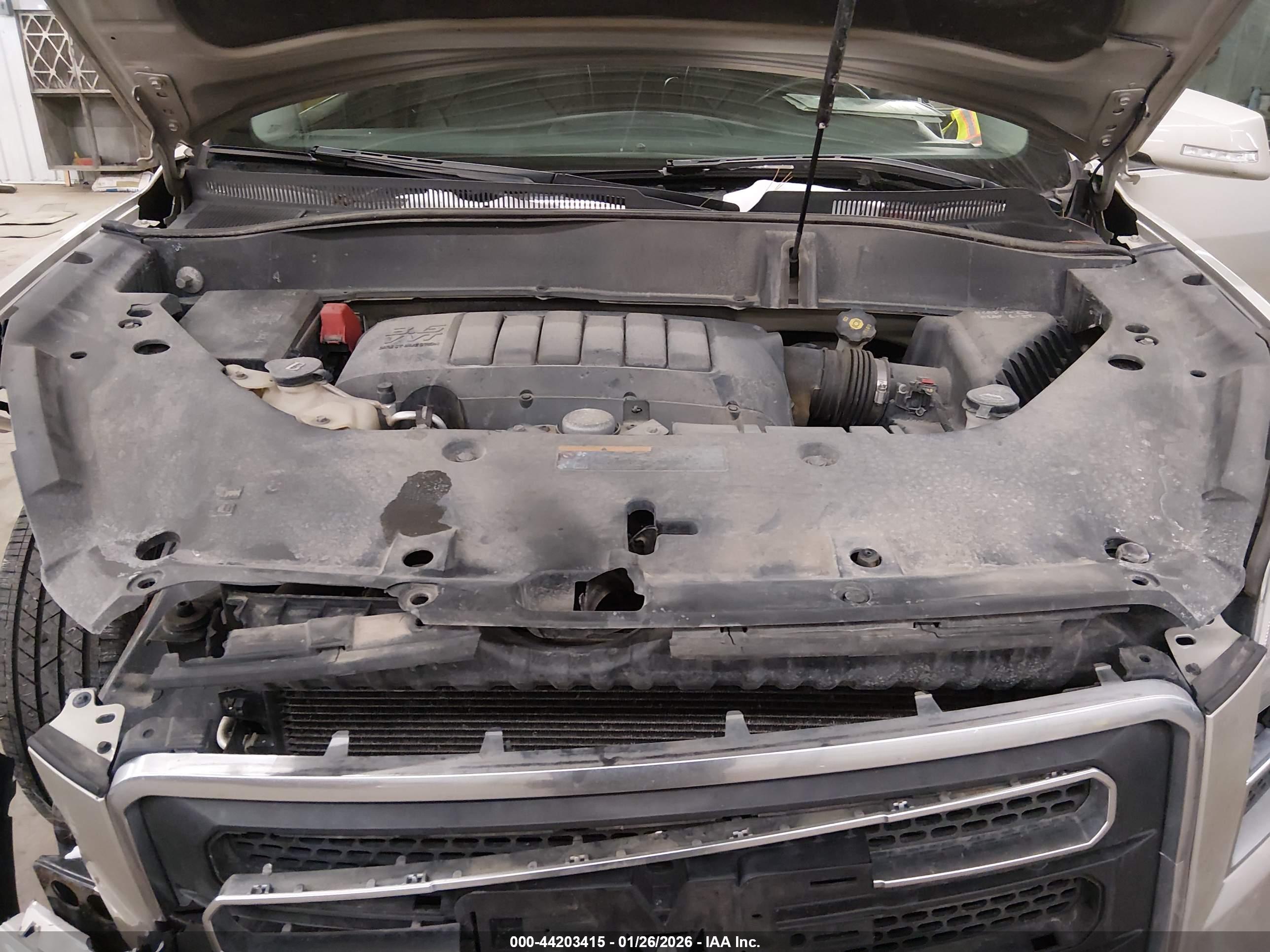 GMC ACADIA image 10