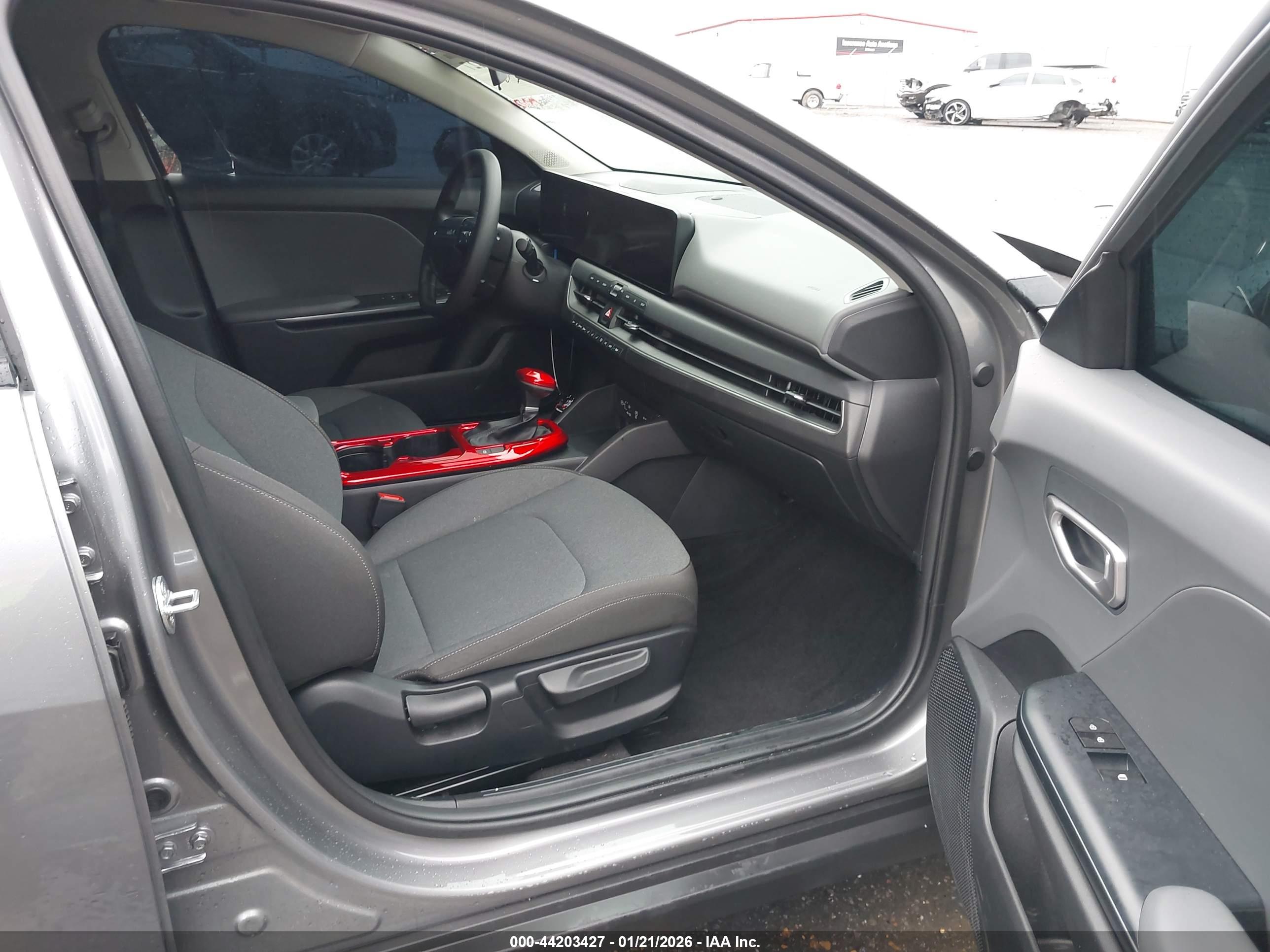 KIA K4 image 5