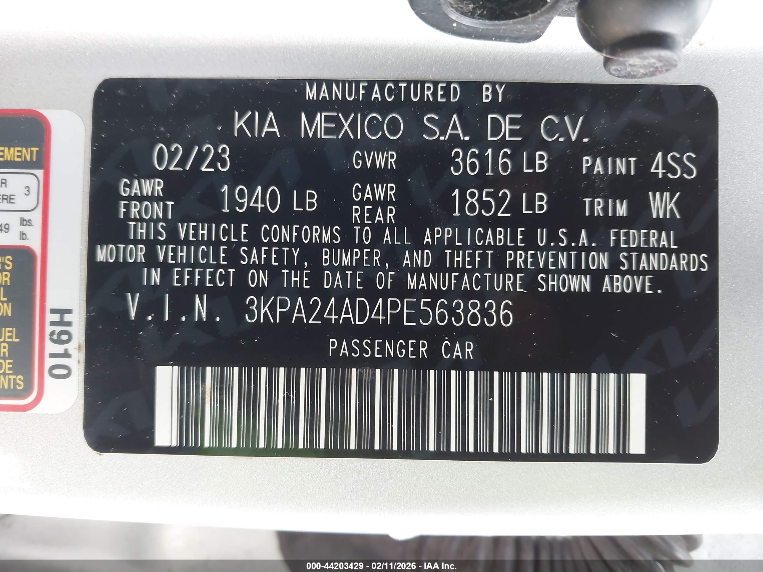 KIA RIO image 9