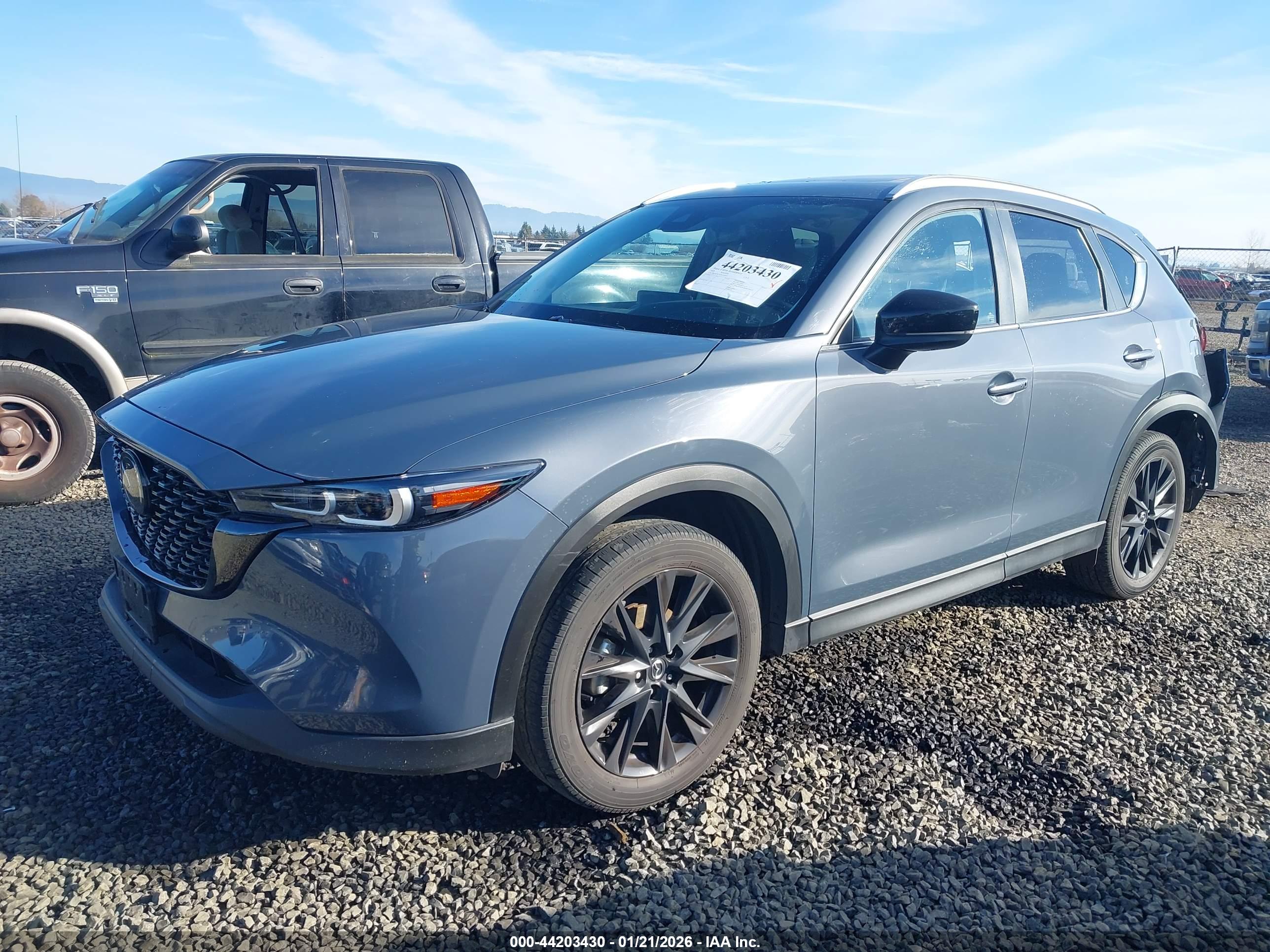 MAZDA CX-5 image 2