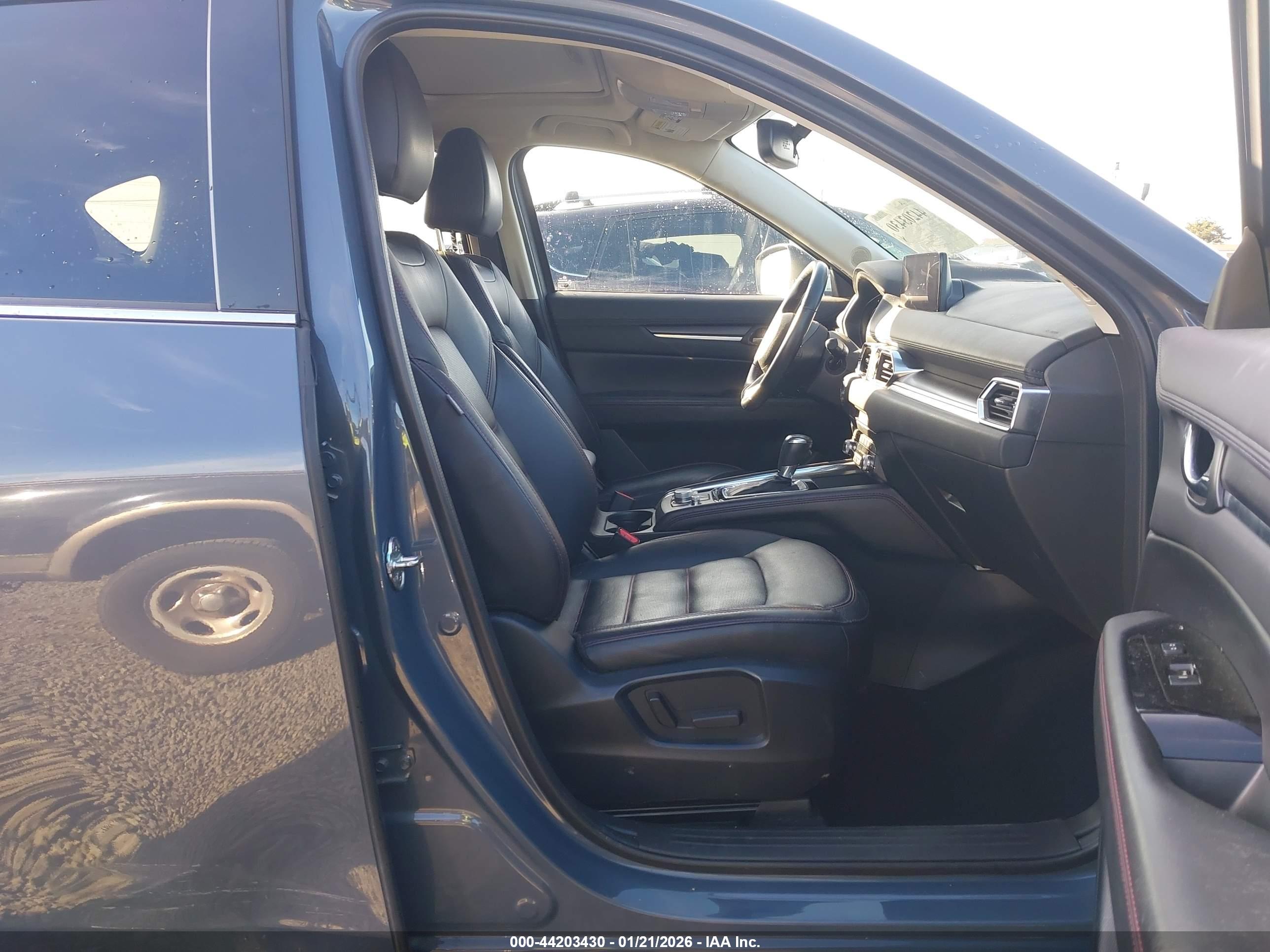 MAZDA CX-5 image 5