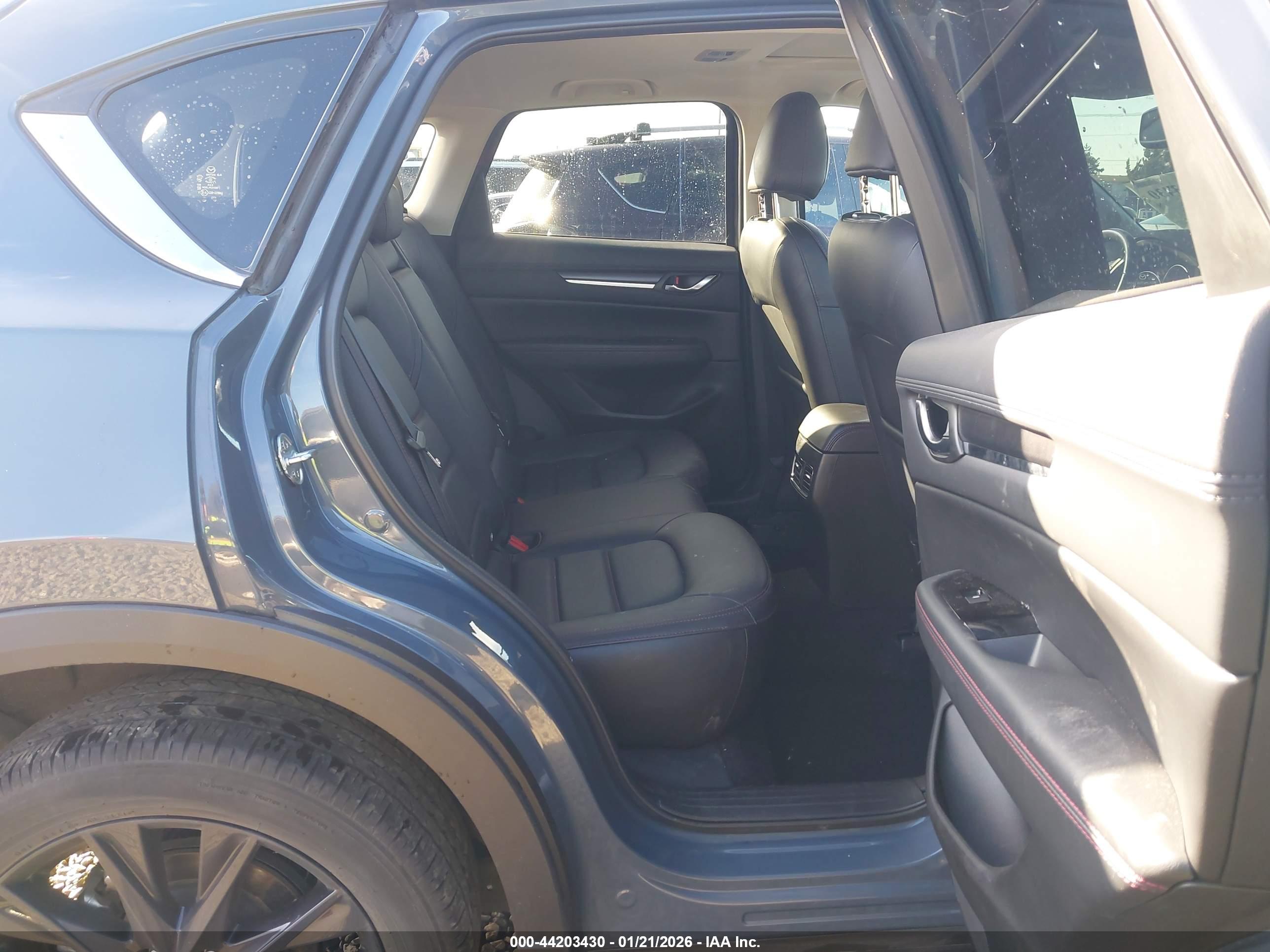 MAZDA CX-5 image 8