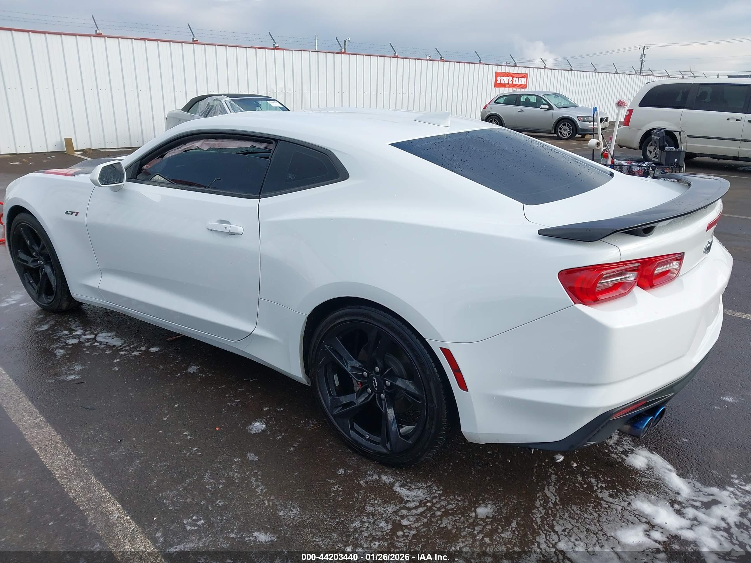 CHEVROLET CAMARO image 3