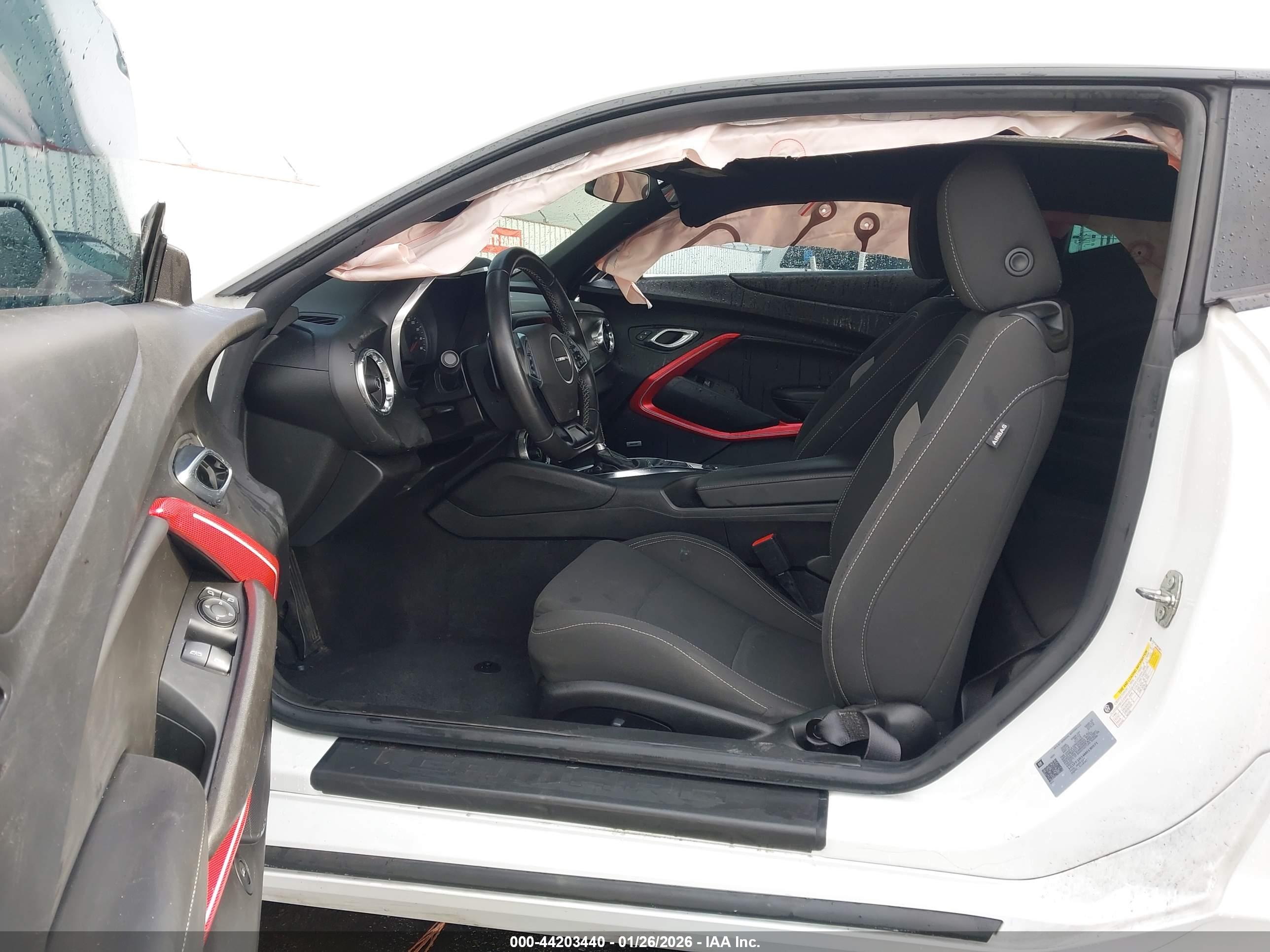 CHEVROLET CAMARO image 5
