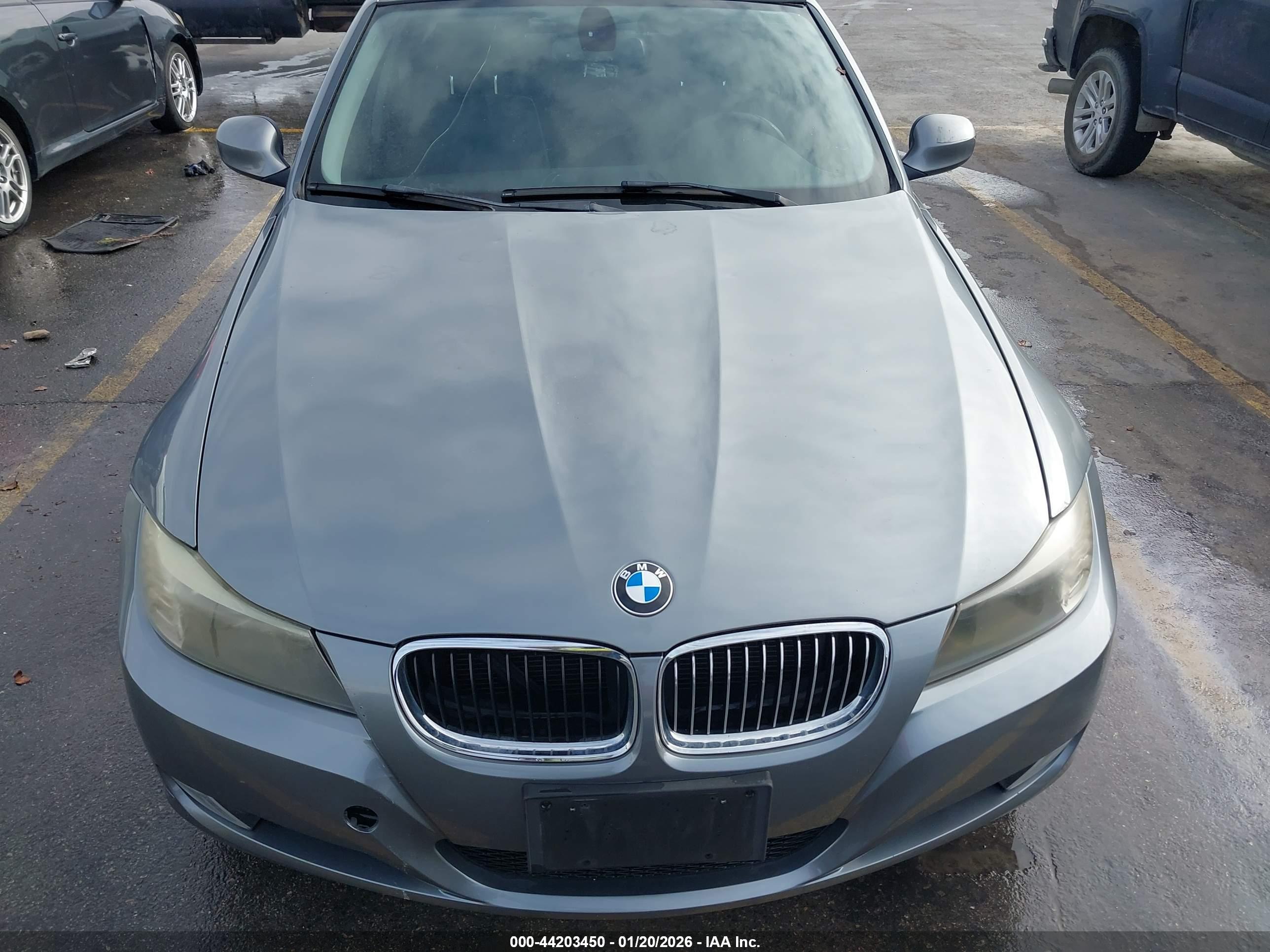 BMW 328I image 6