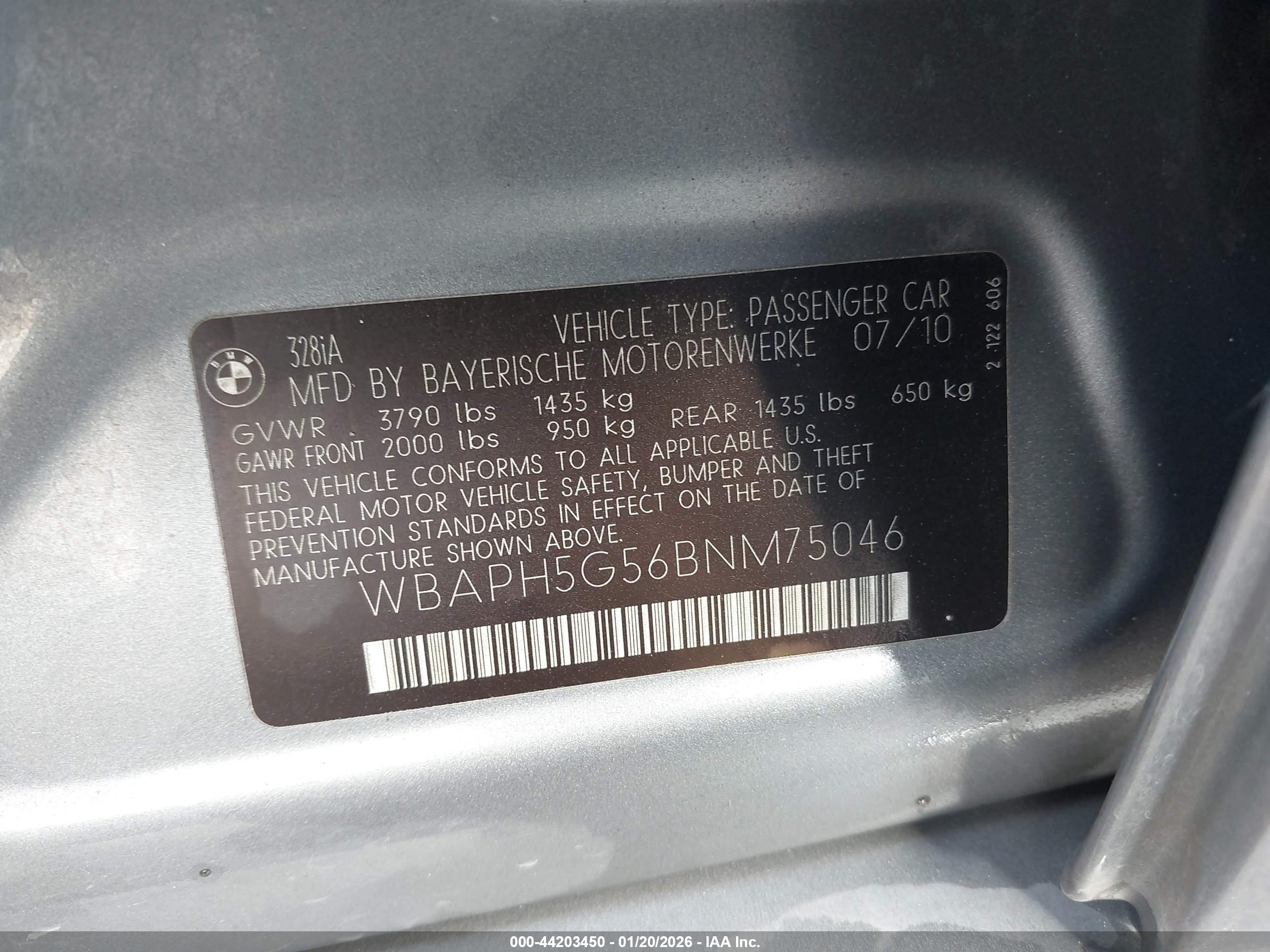 BMW 328I image 9