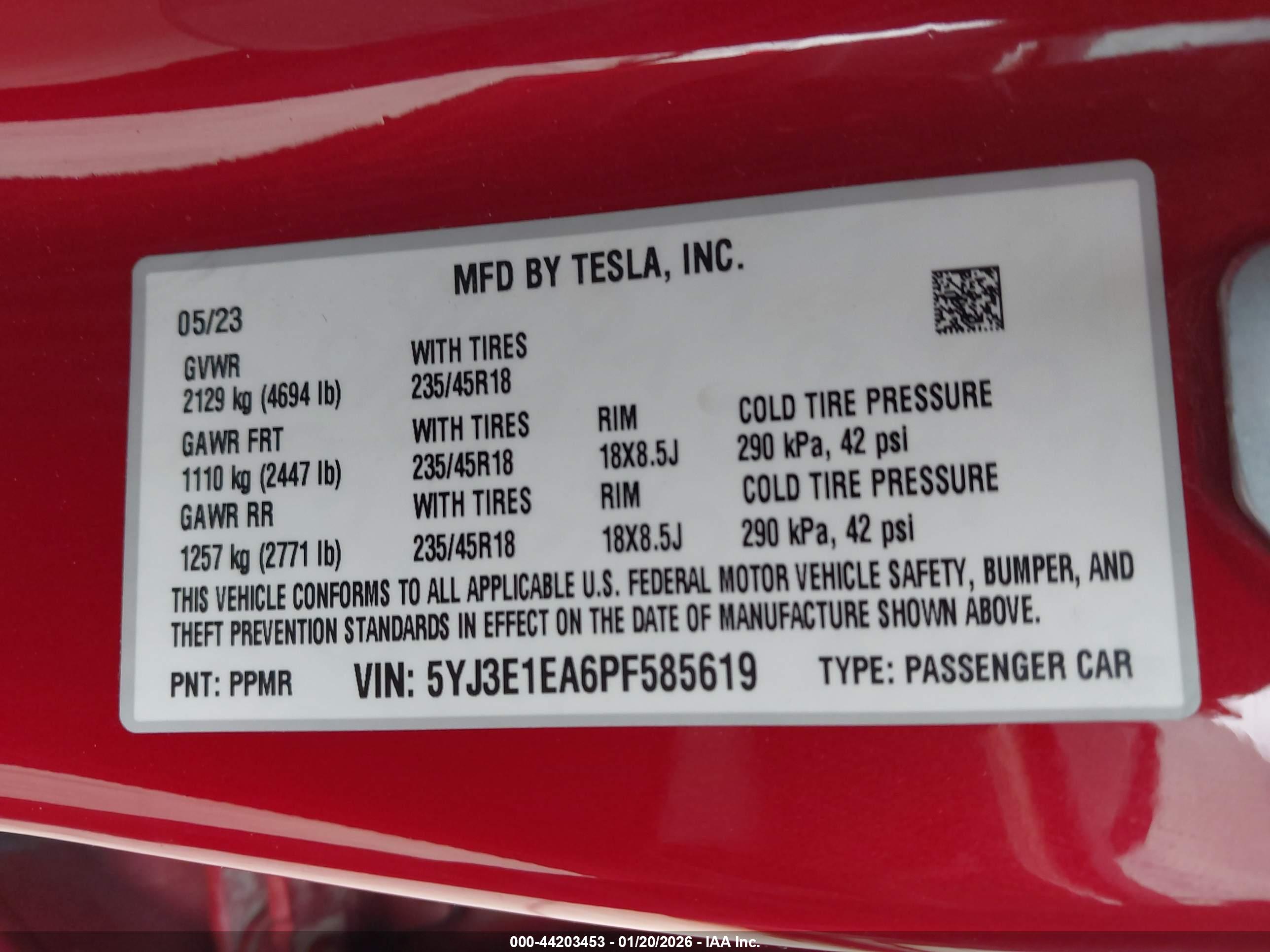 TESLA MODEL image 9