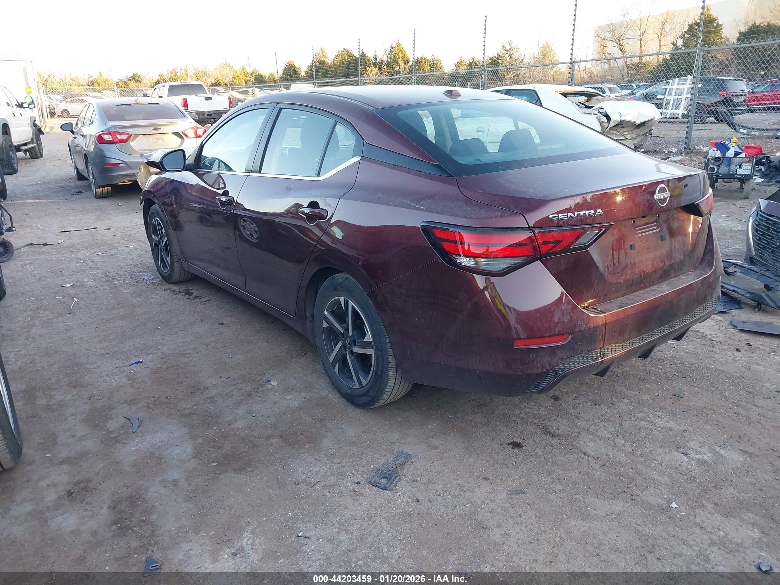 NISSAN SENTRA image 3