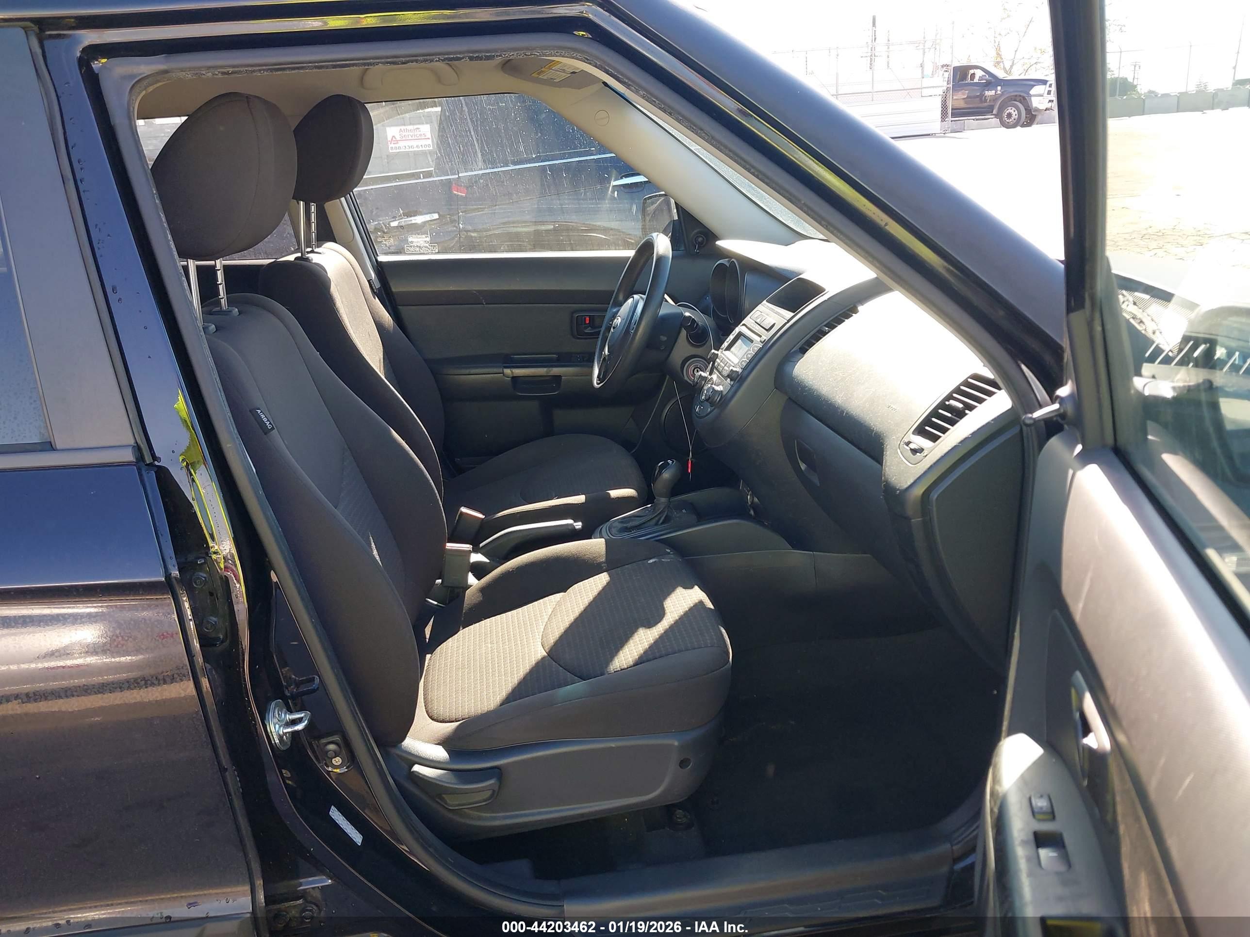 KIA SOUL image 5