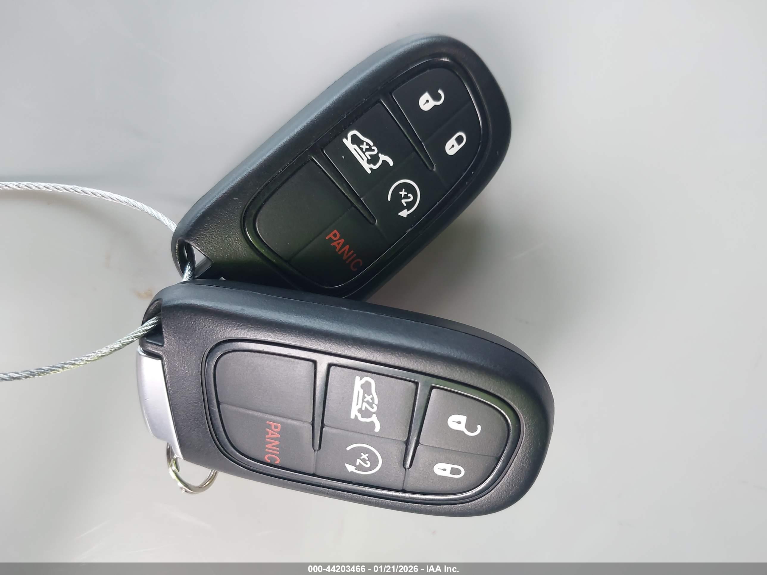 JEEP CHEROKEE image 11