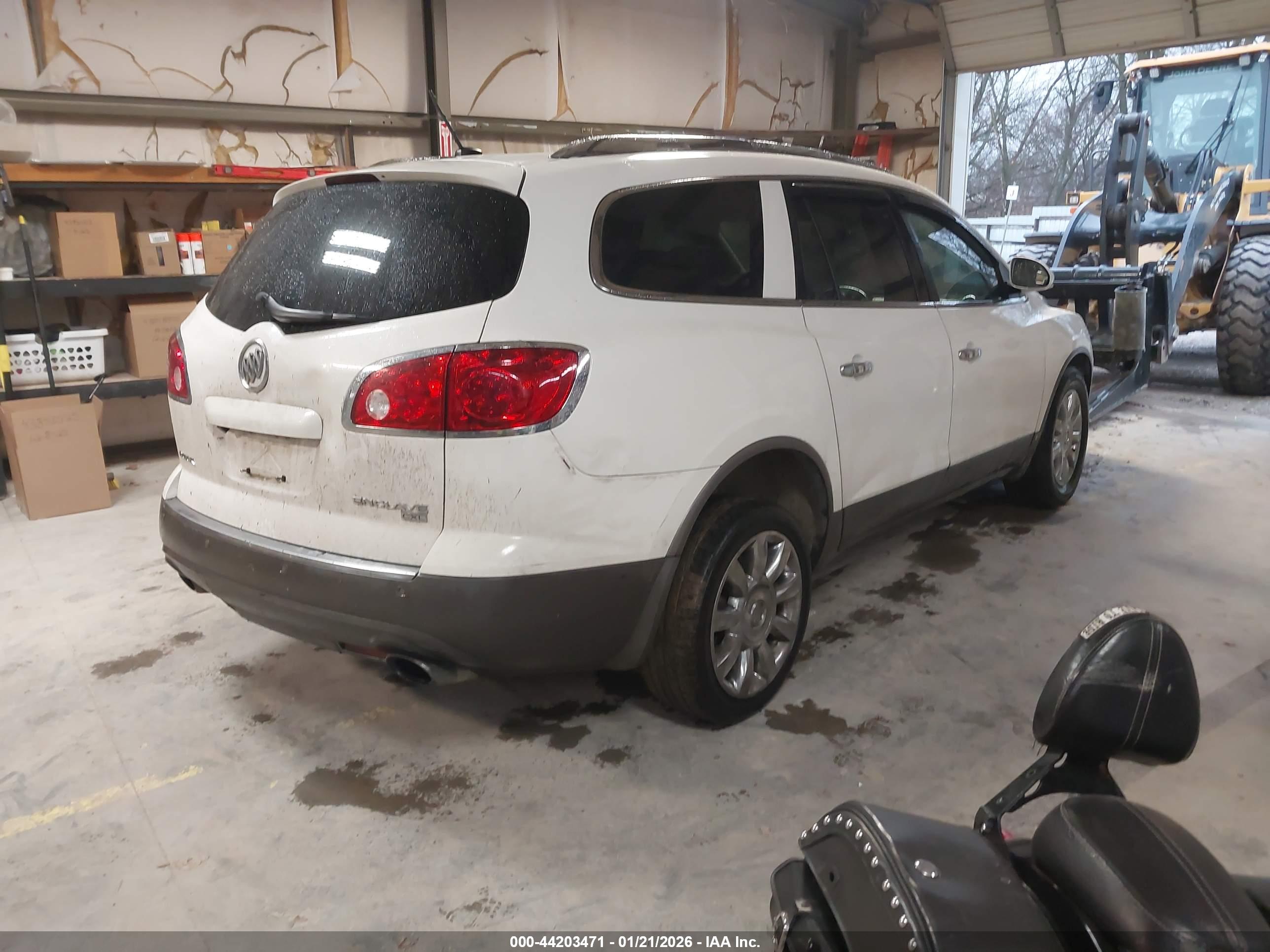 BUICK ENCLAVE image 4