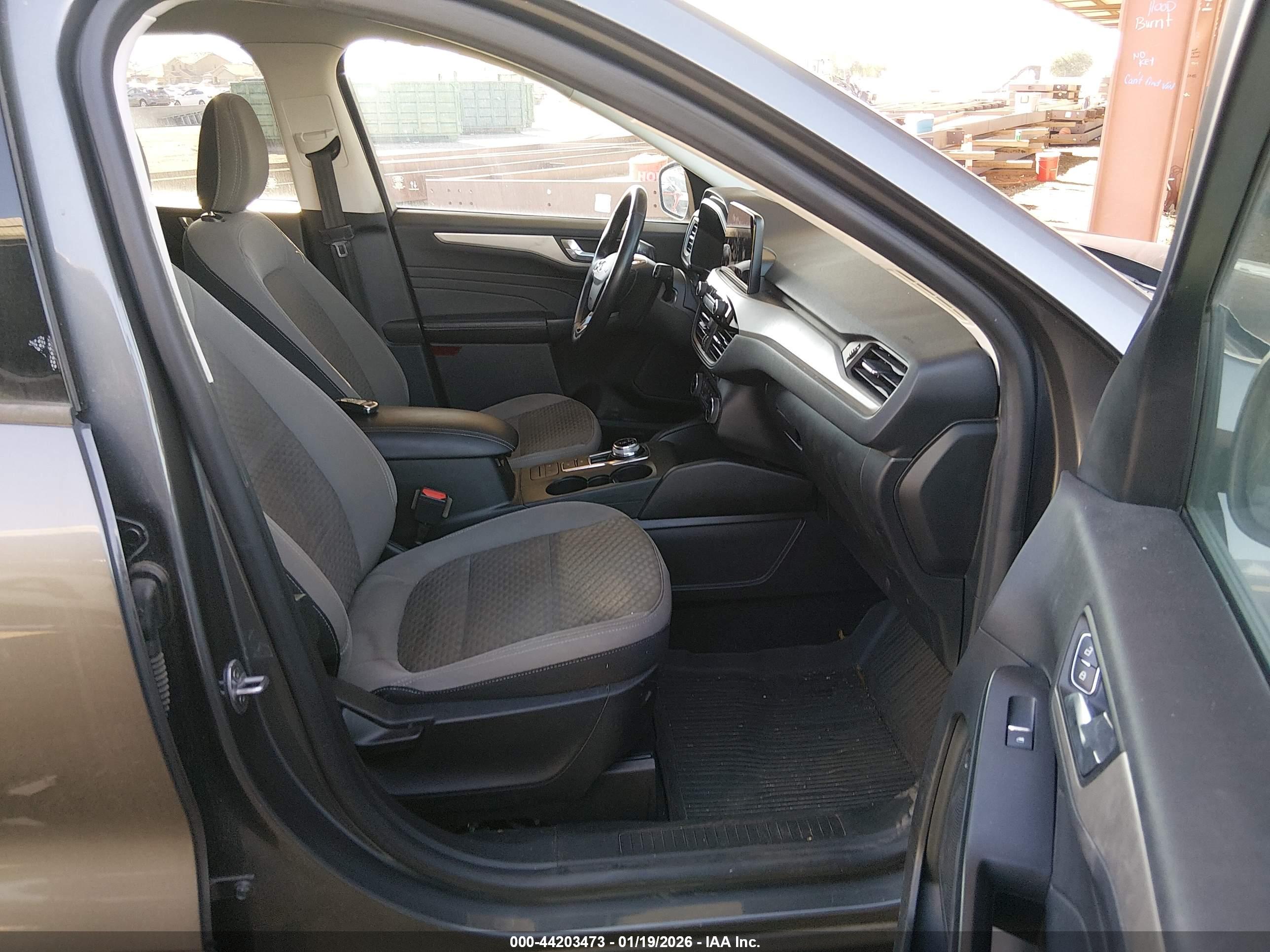 FORD ESCAPE image 5