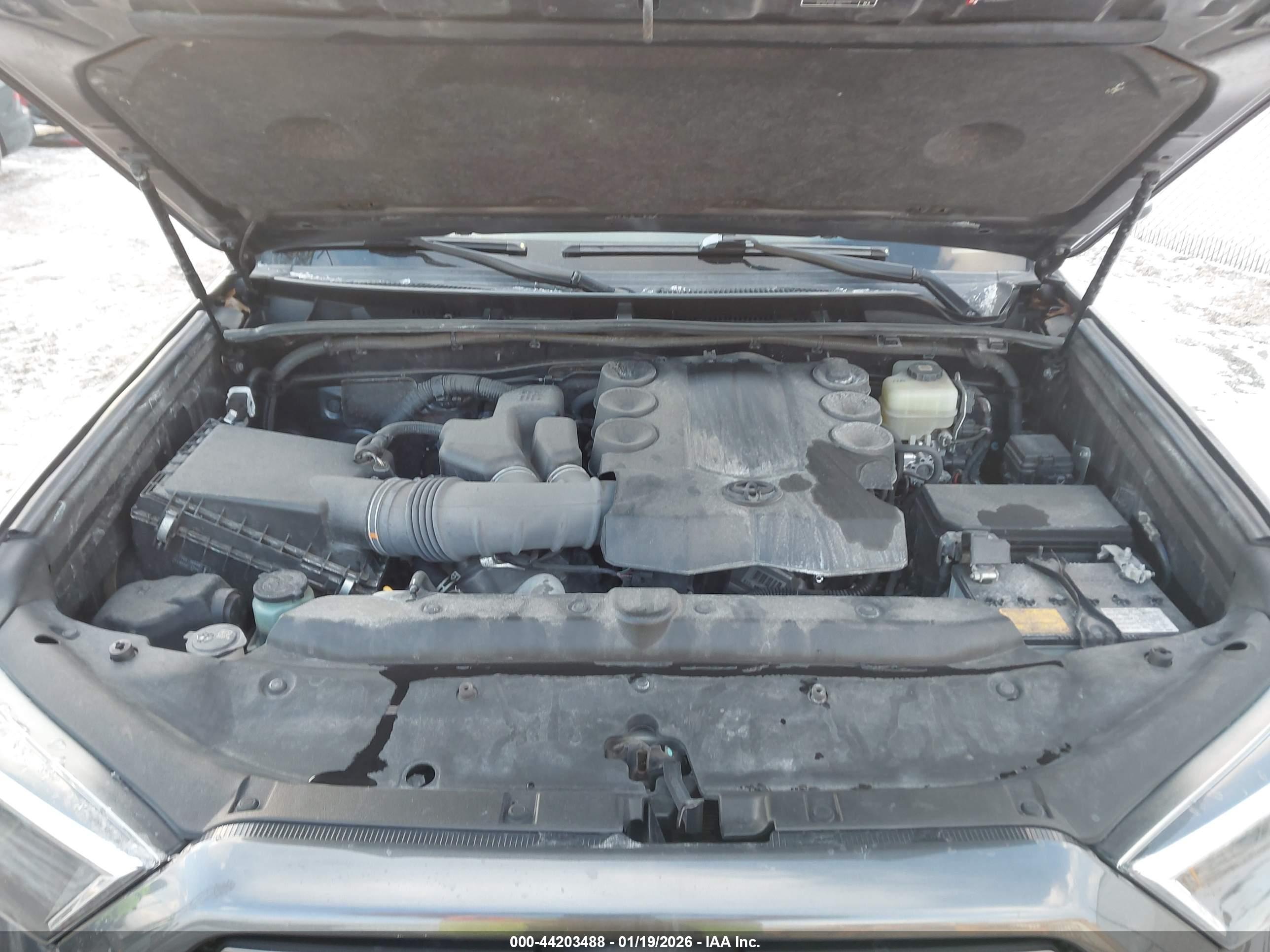 TOYOTA 4RUNNER image 10