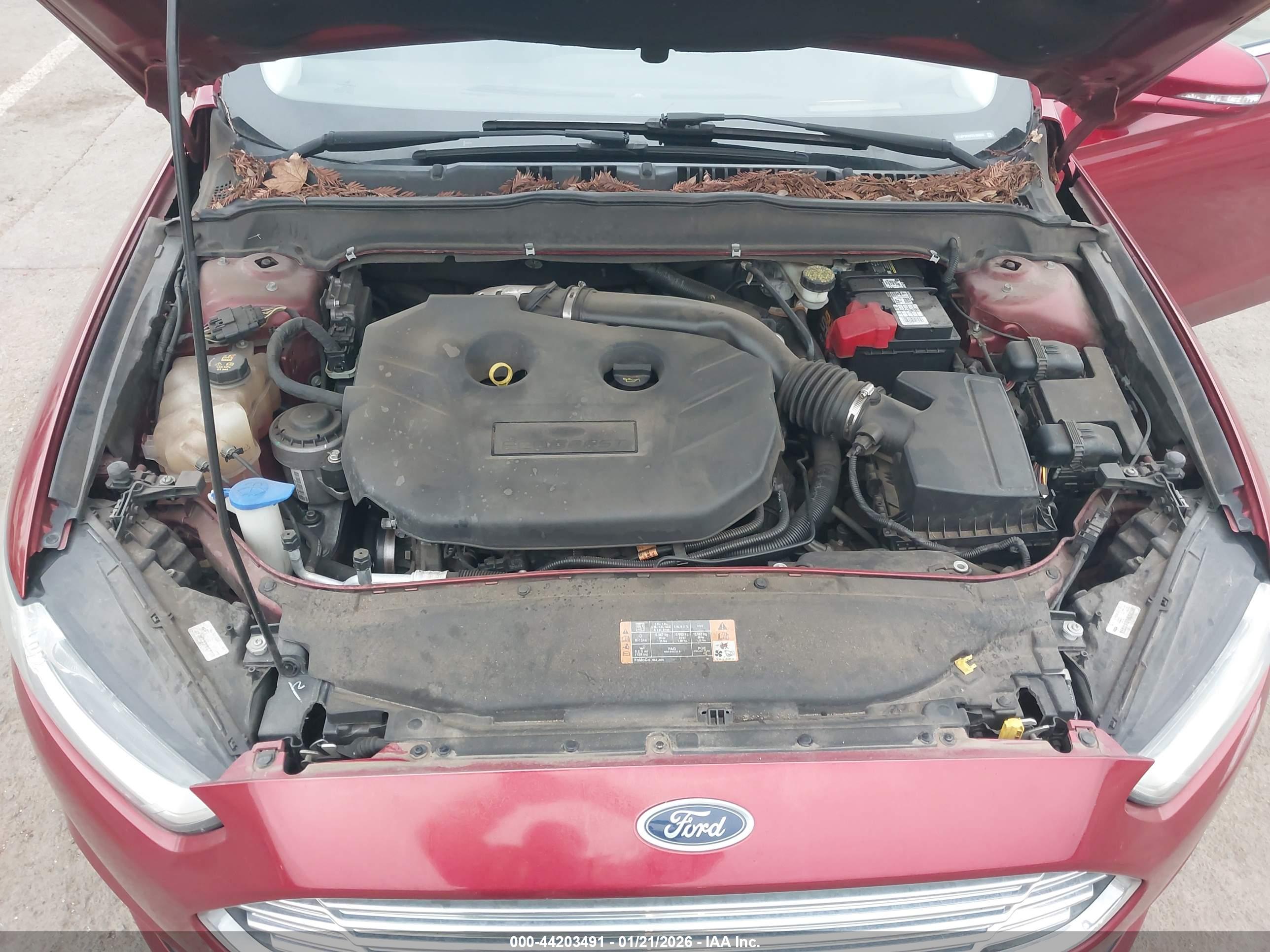 FORD FUSION image 10