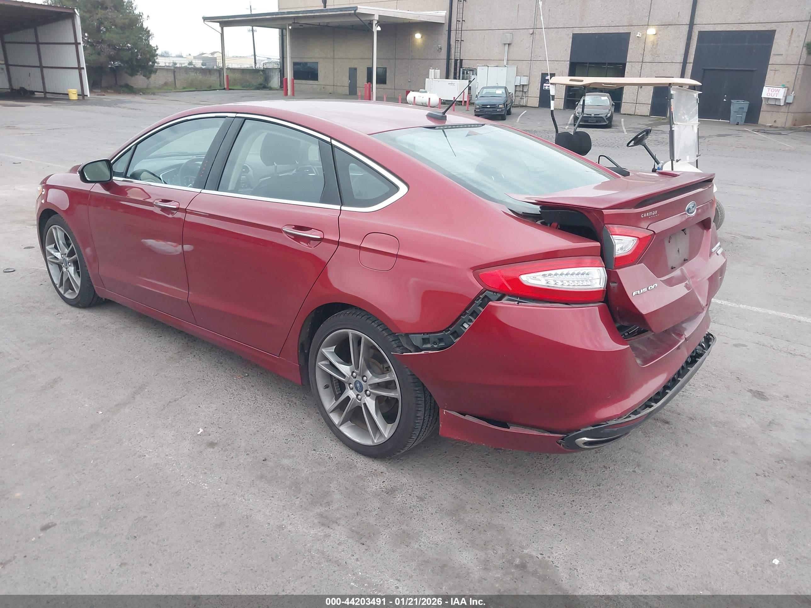 FORD FUSION image 3