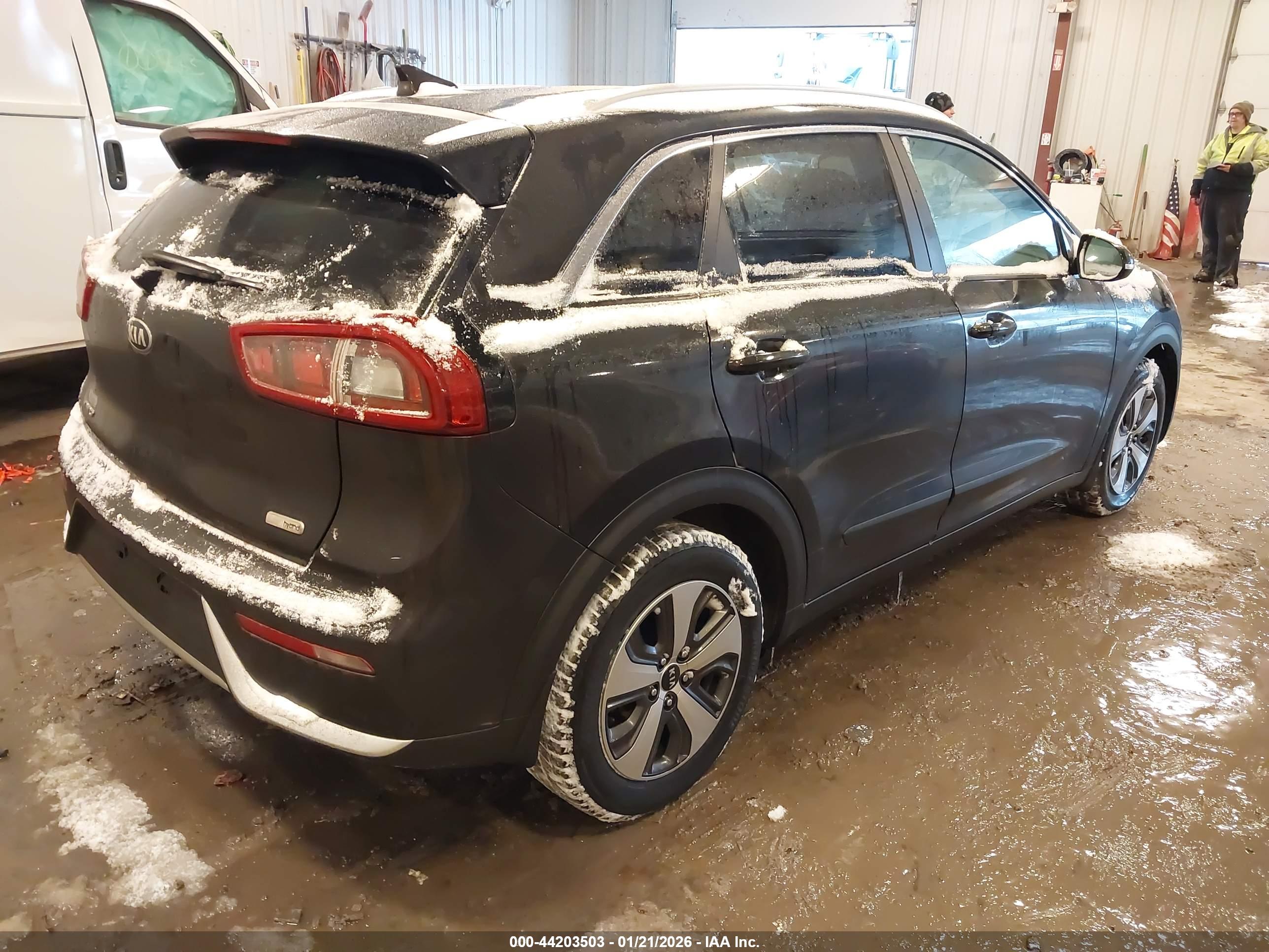 KIA NIRO image 4
