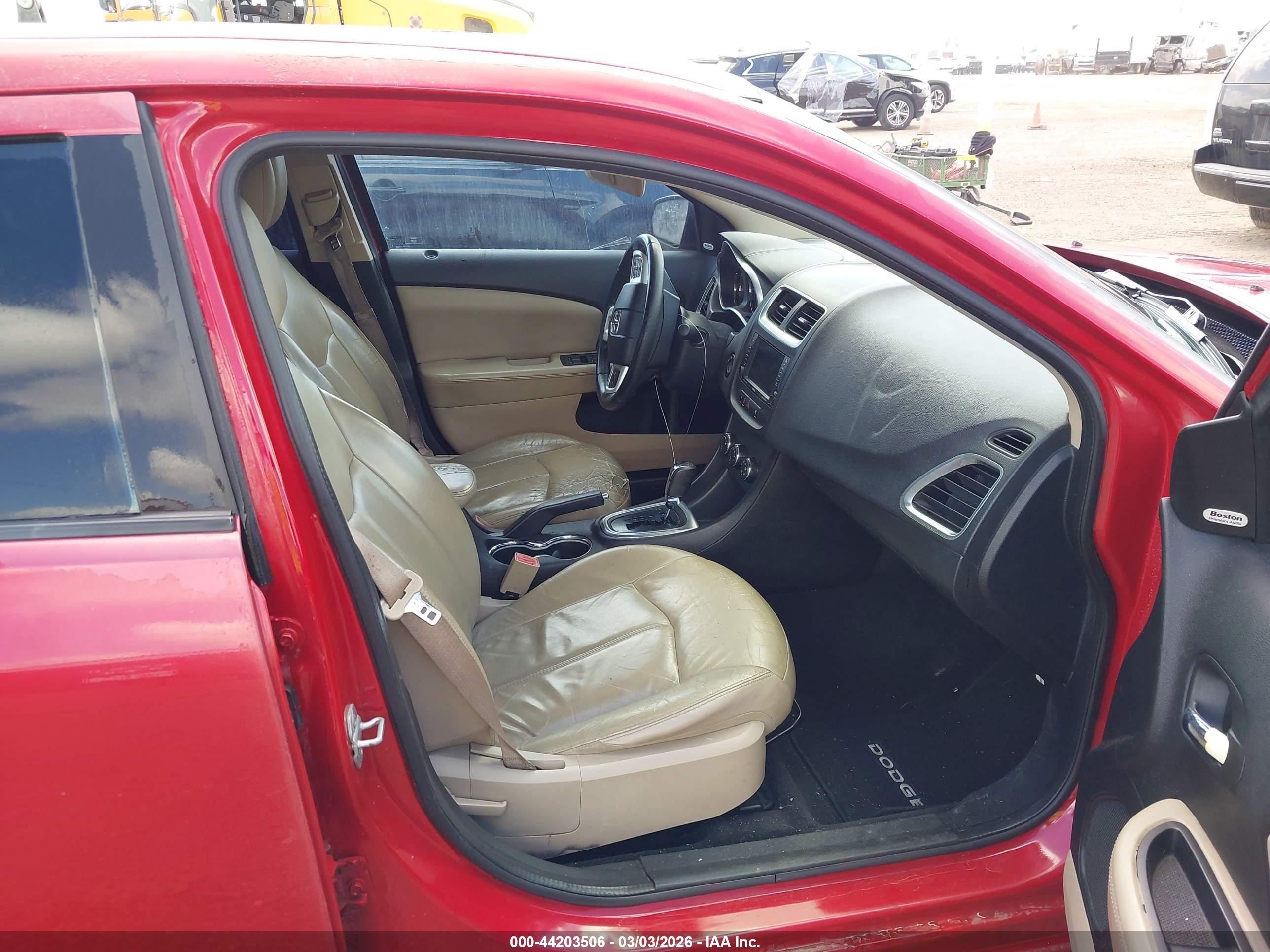 DODGE AVENGER image 5
