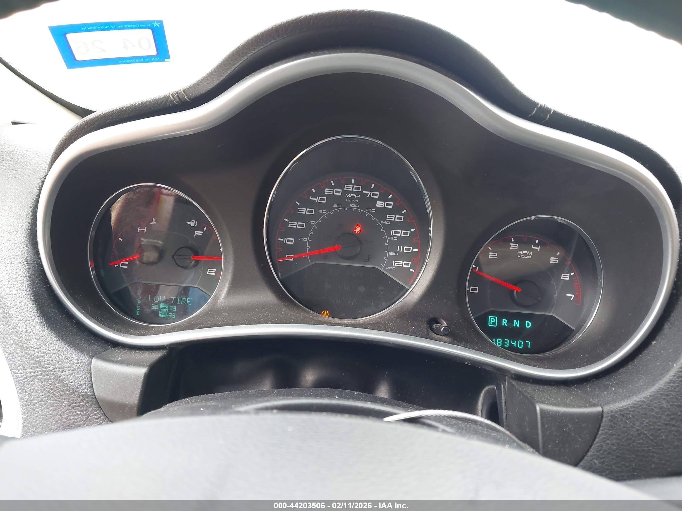 DODGE AVENGER image 7