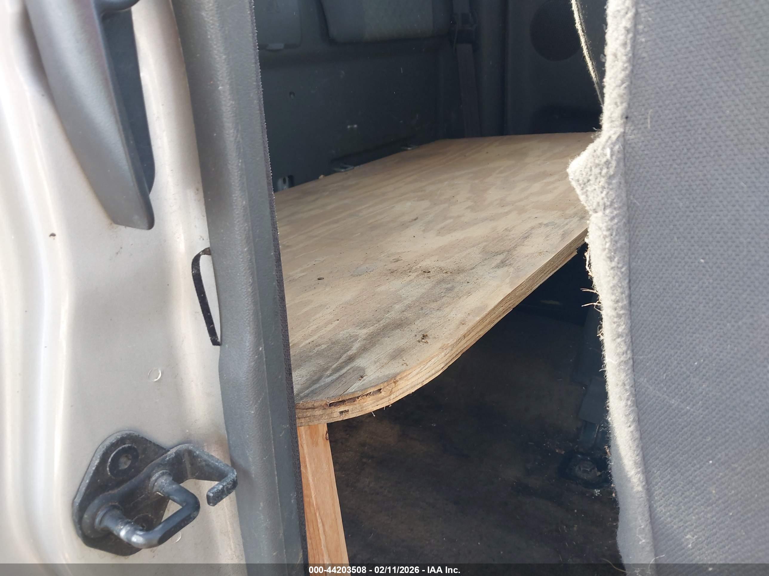 GMC CANYON image 8