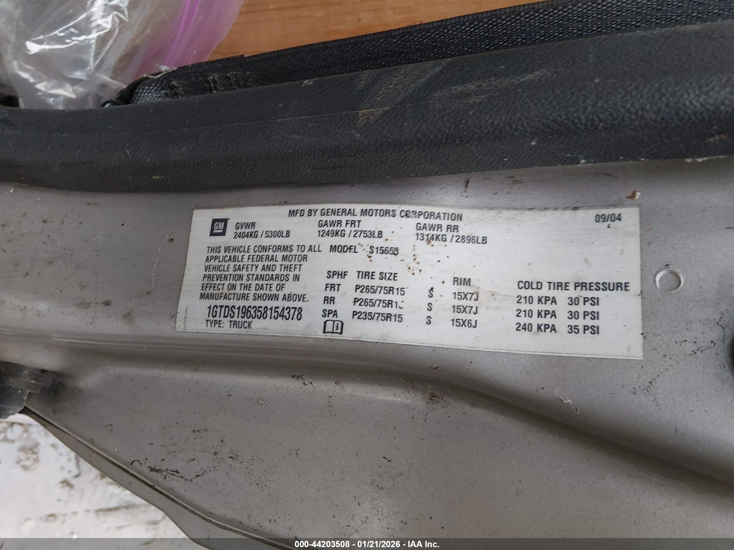 GMC CANYON image 9