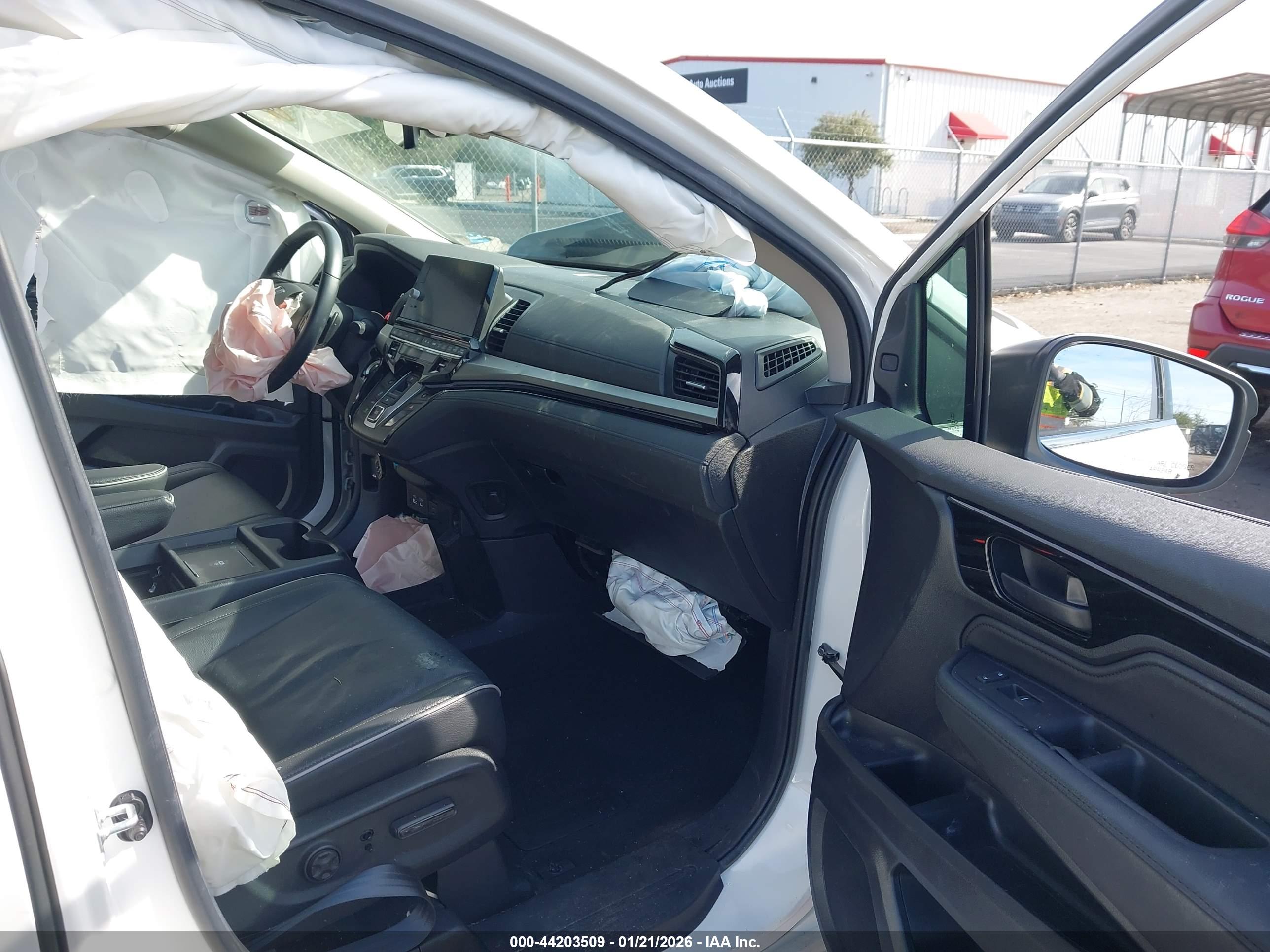HONDA ODYSSEY image 5