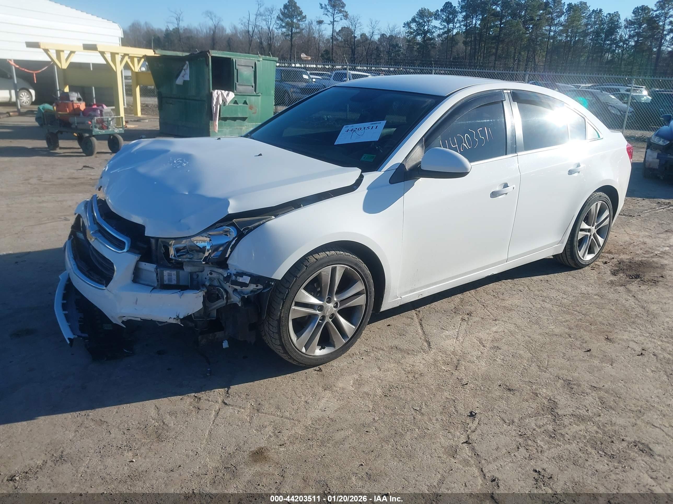 CHEVROLET CRUZE image 2