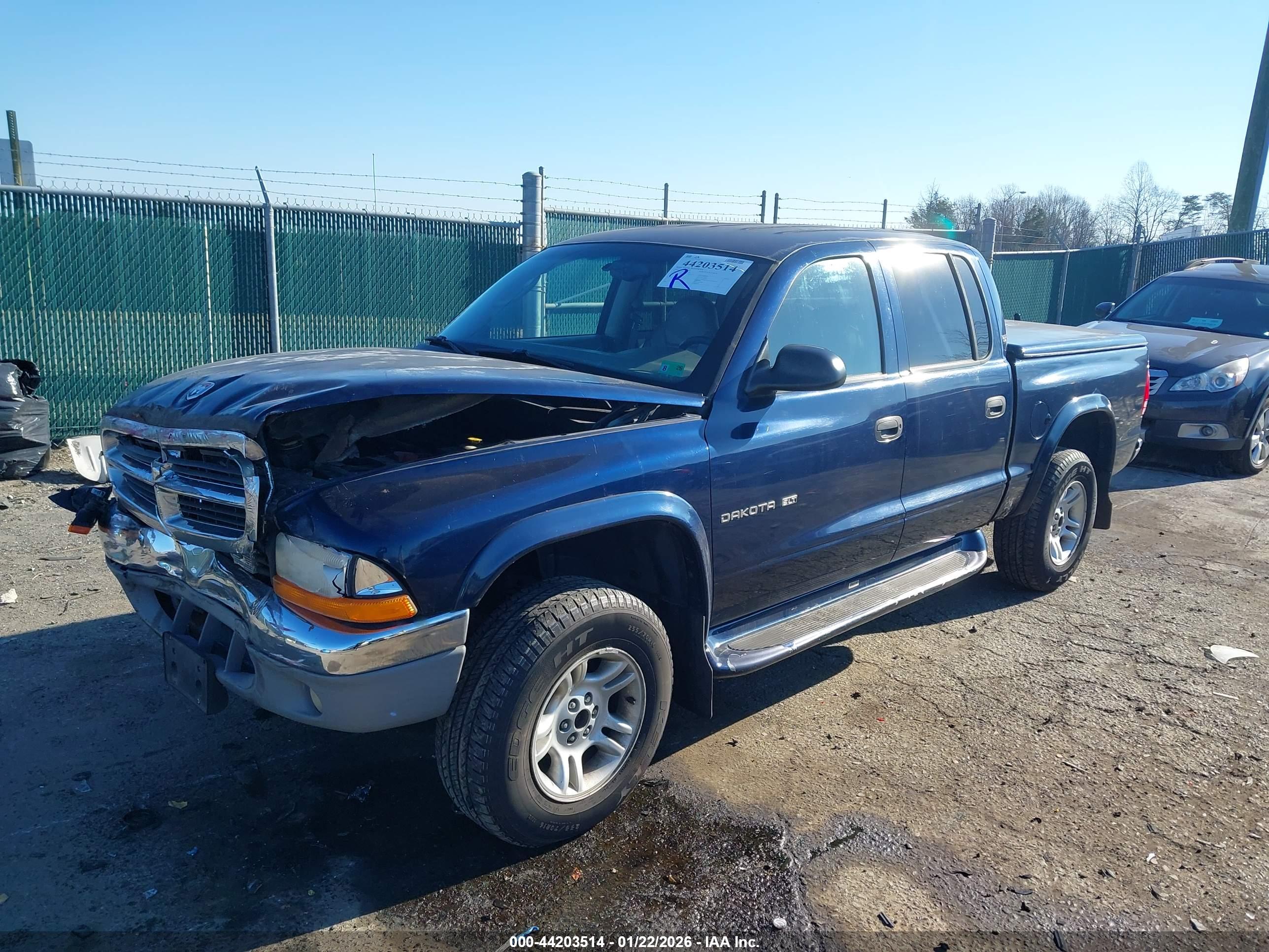 DODGE DAKOTA image 2