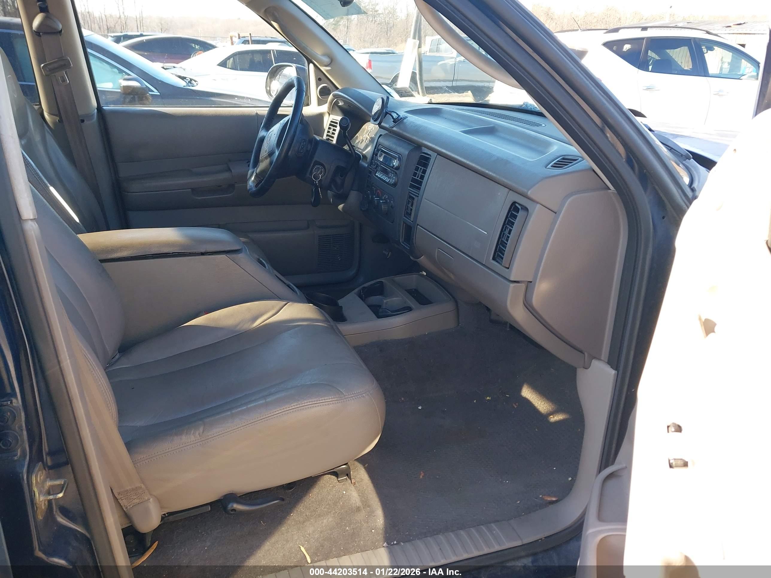 DODGE DAKOTA image 5