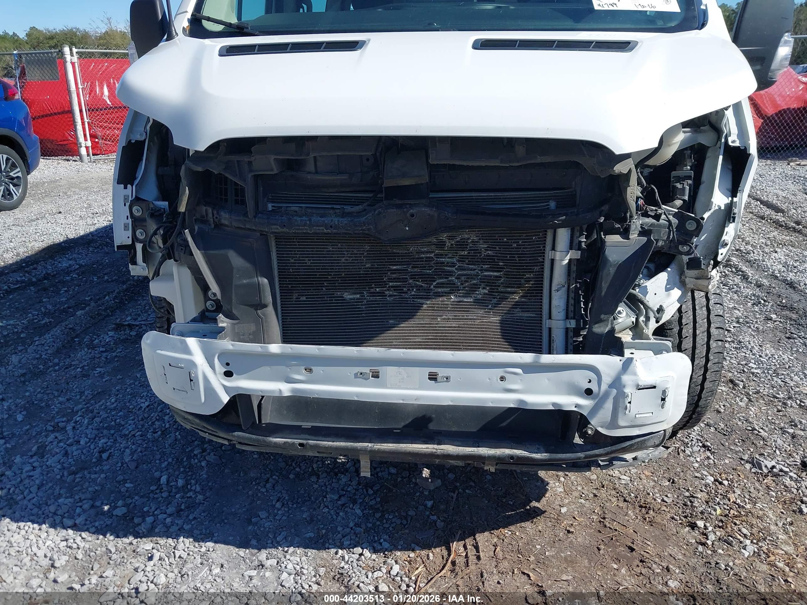FORD TRANSIT-350 image 6