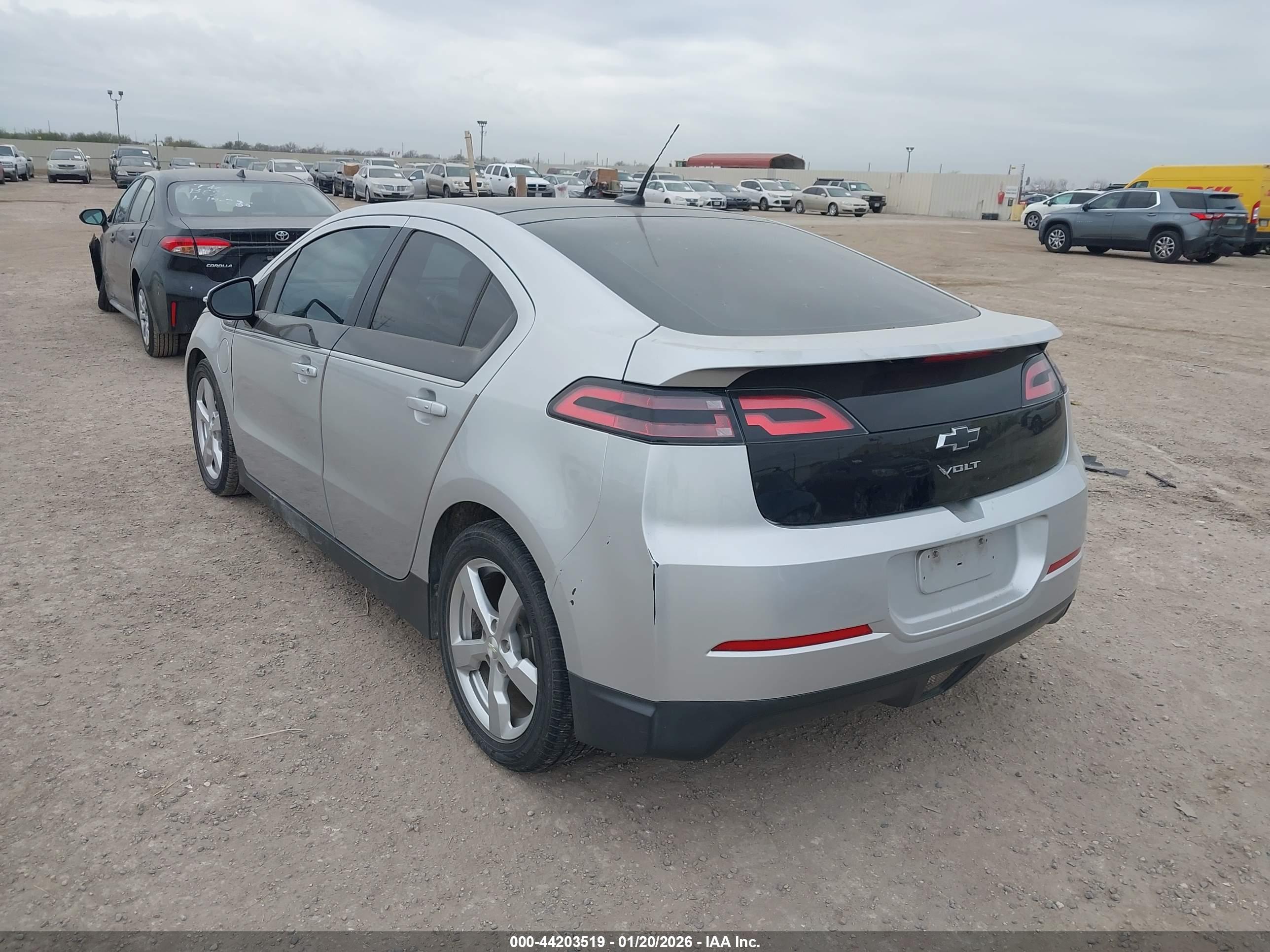 CHEVROLET VOLT image 3