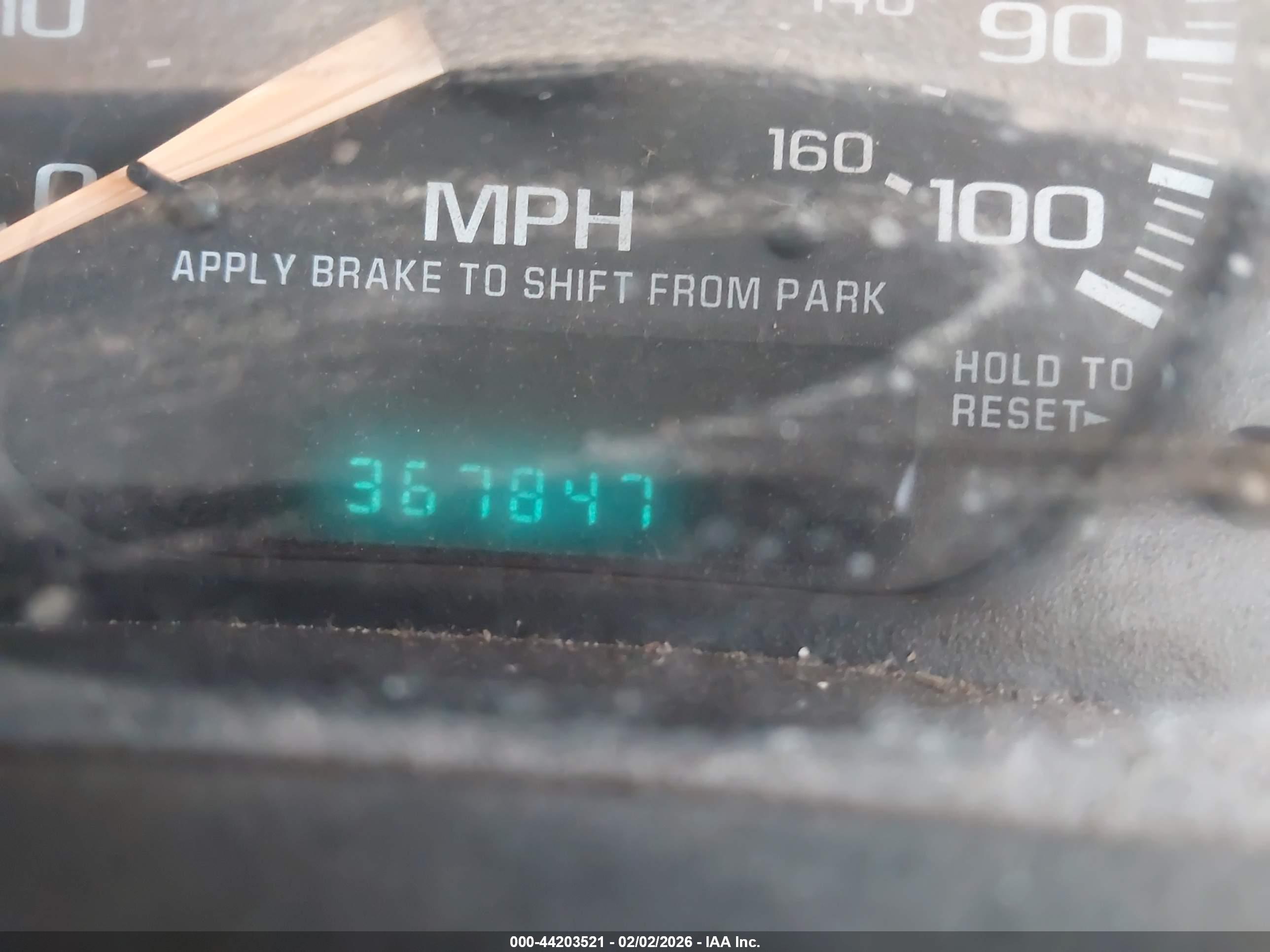 CHEVROLET SILVERADO image 7