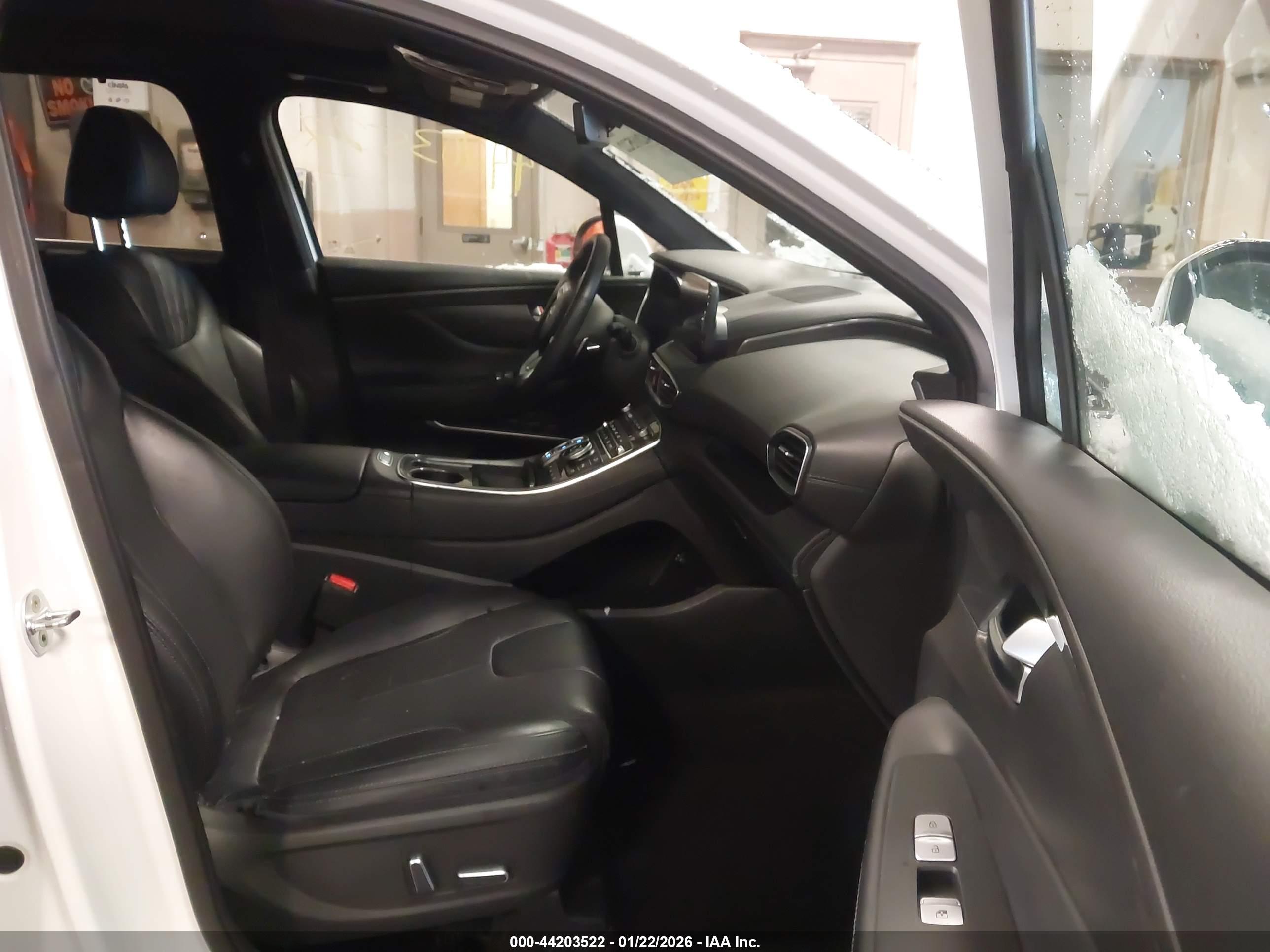 HYUNDAI SANTA image 5