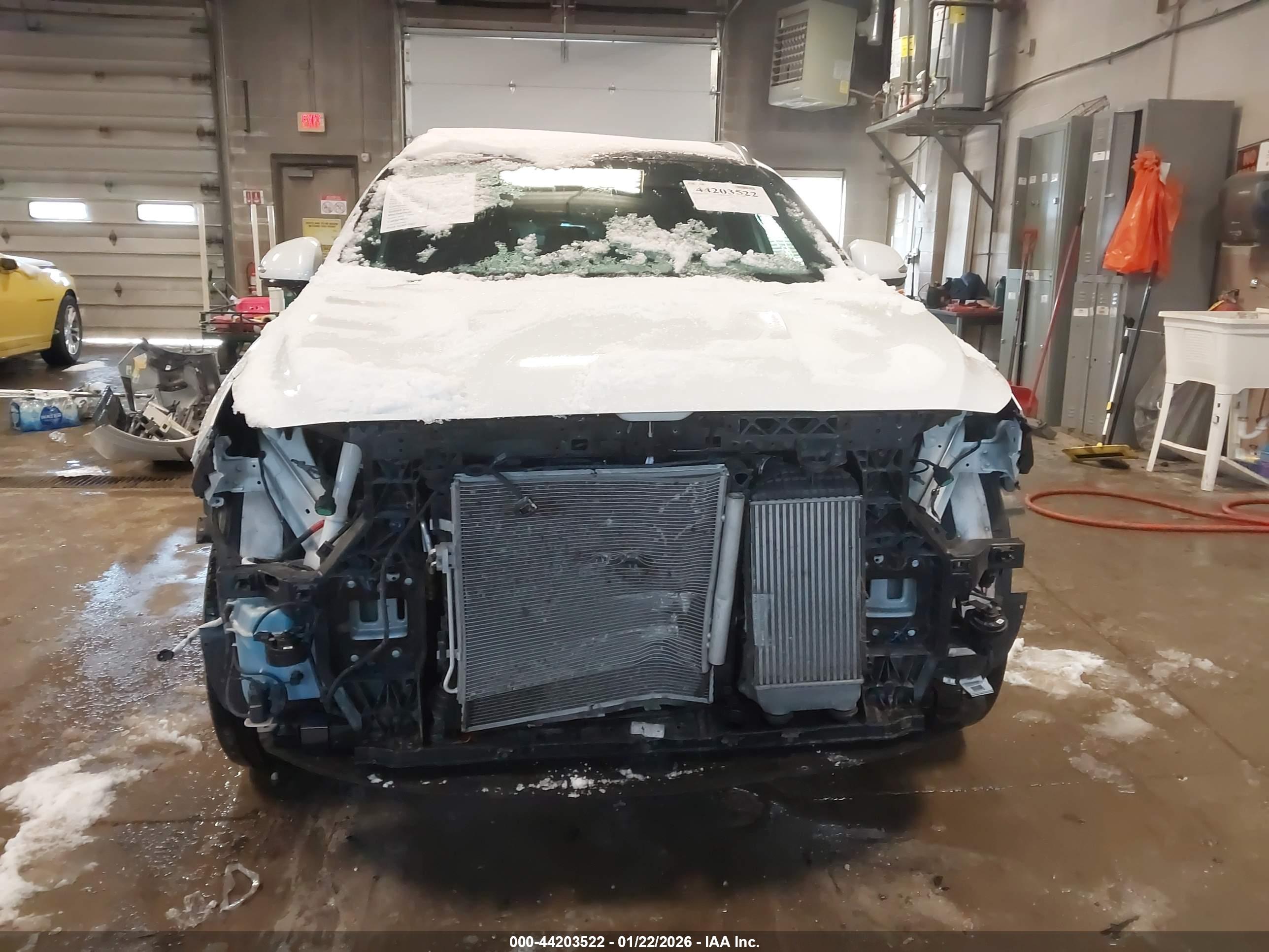 HYUNDAI SANTA image 6