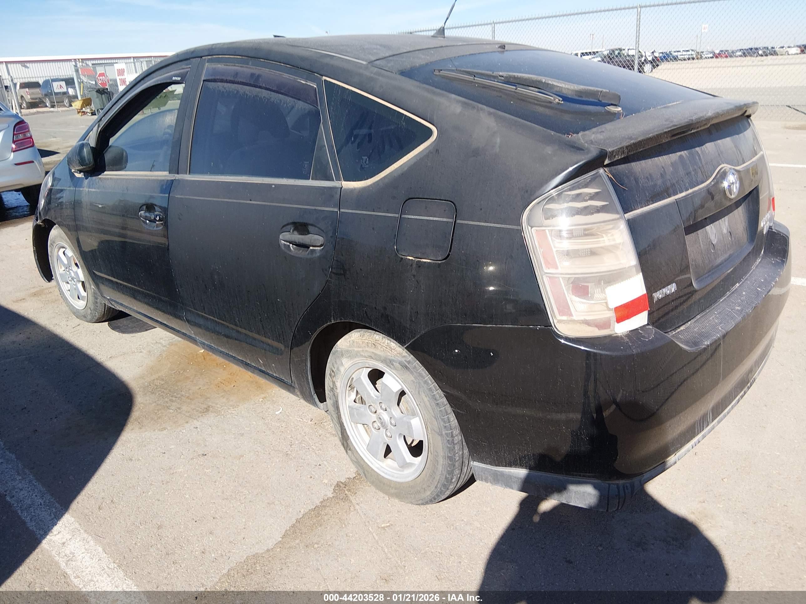 TOYOTA PRIUS image 3