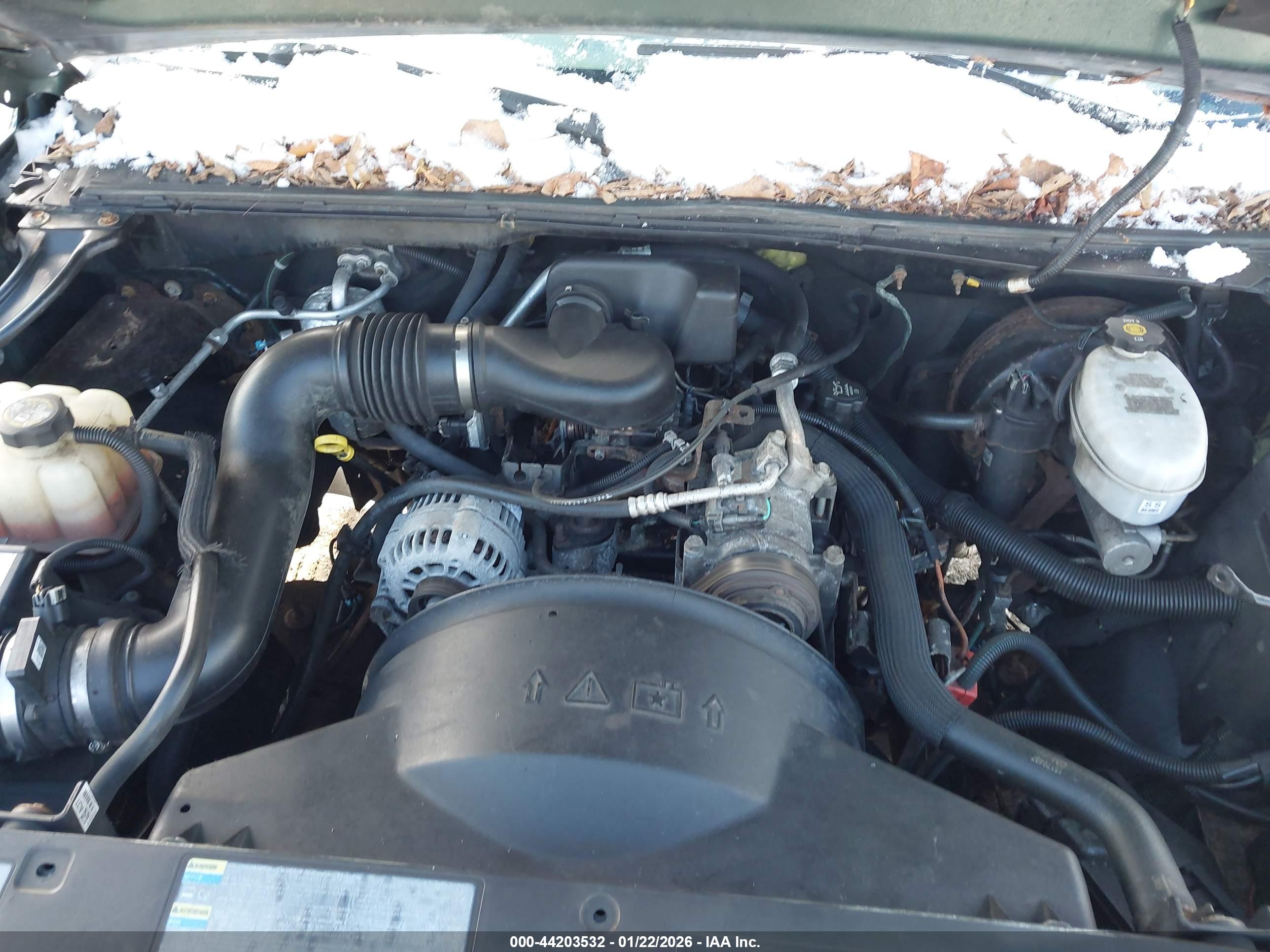 CHEVROLET SILVERADO image 10