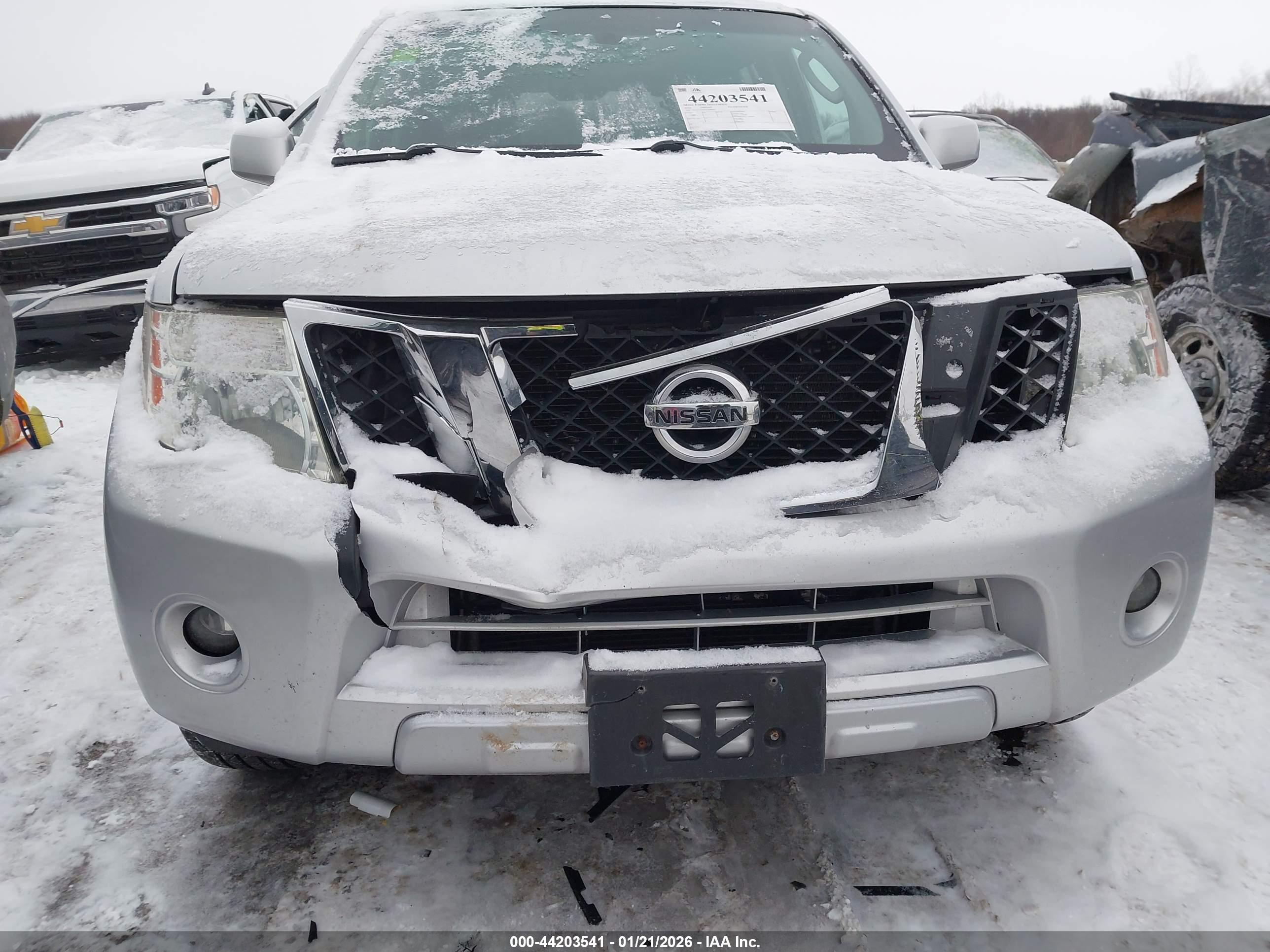 NISSAN PATHFINDER image 6