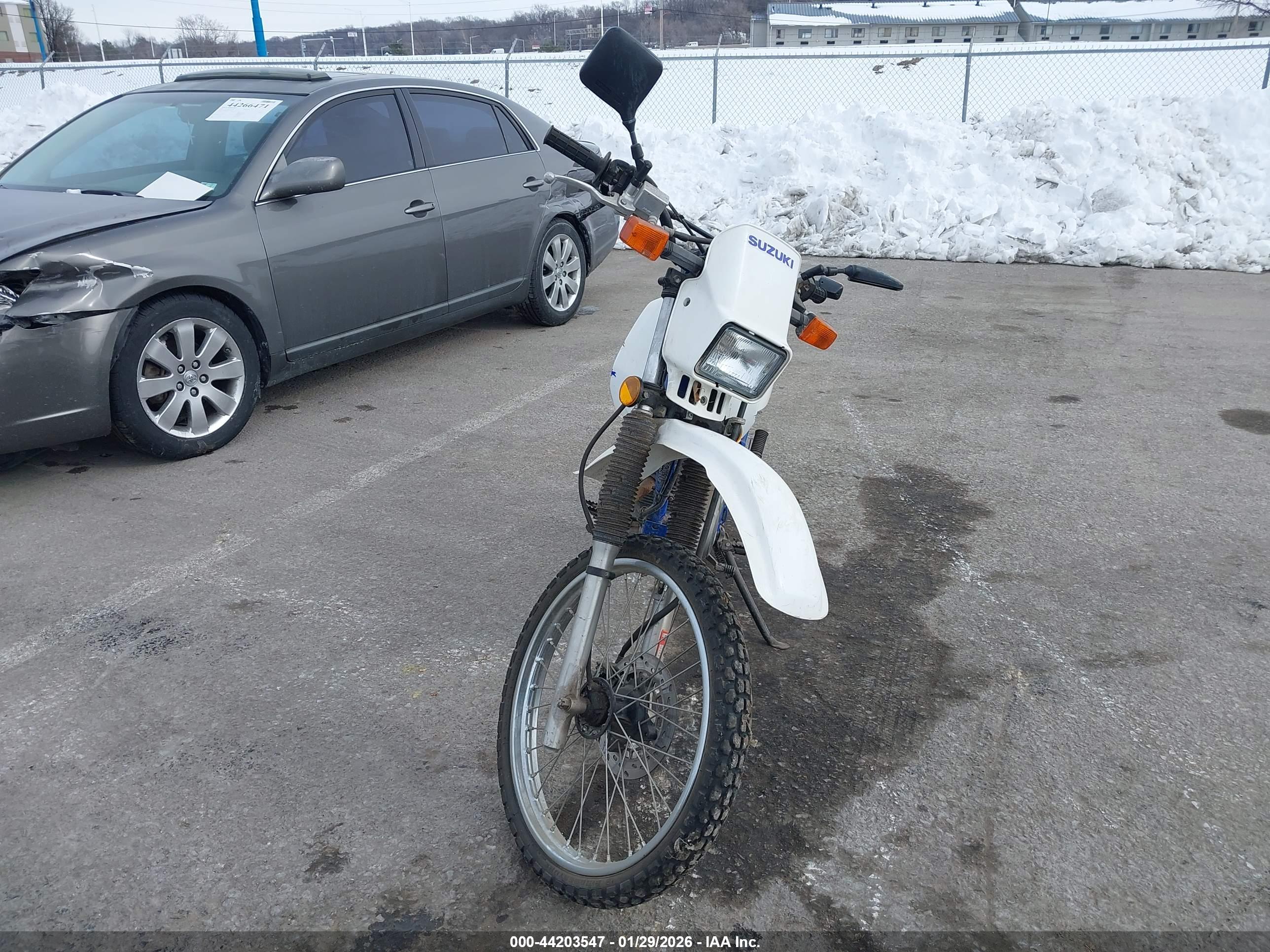 SUZUKI DR125 image 5