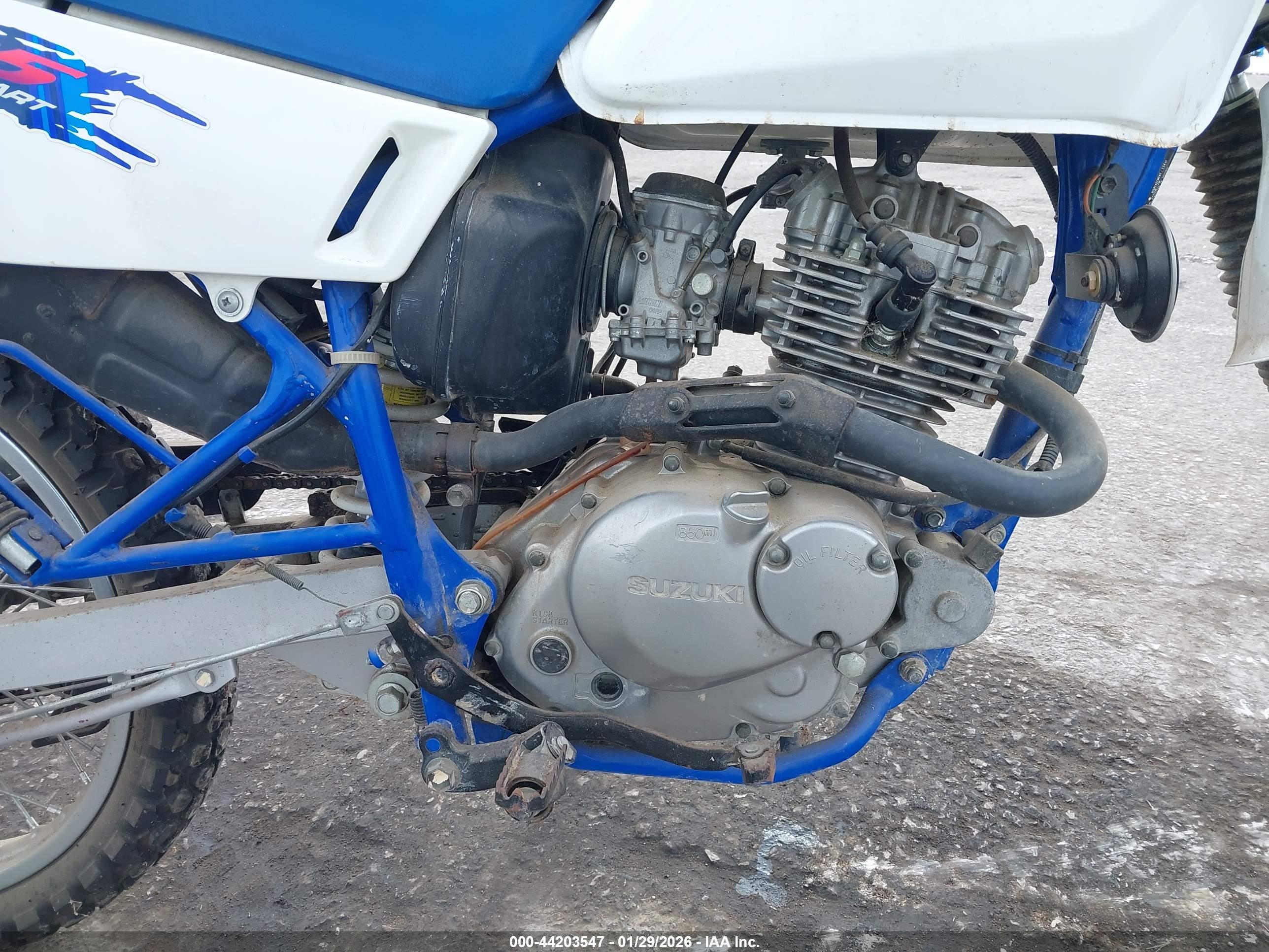SUZUKI DR125 image 8