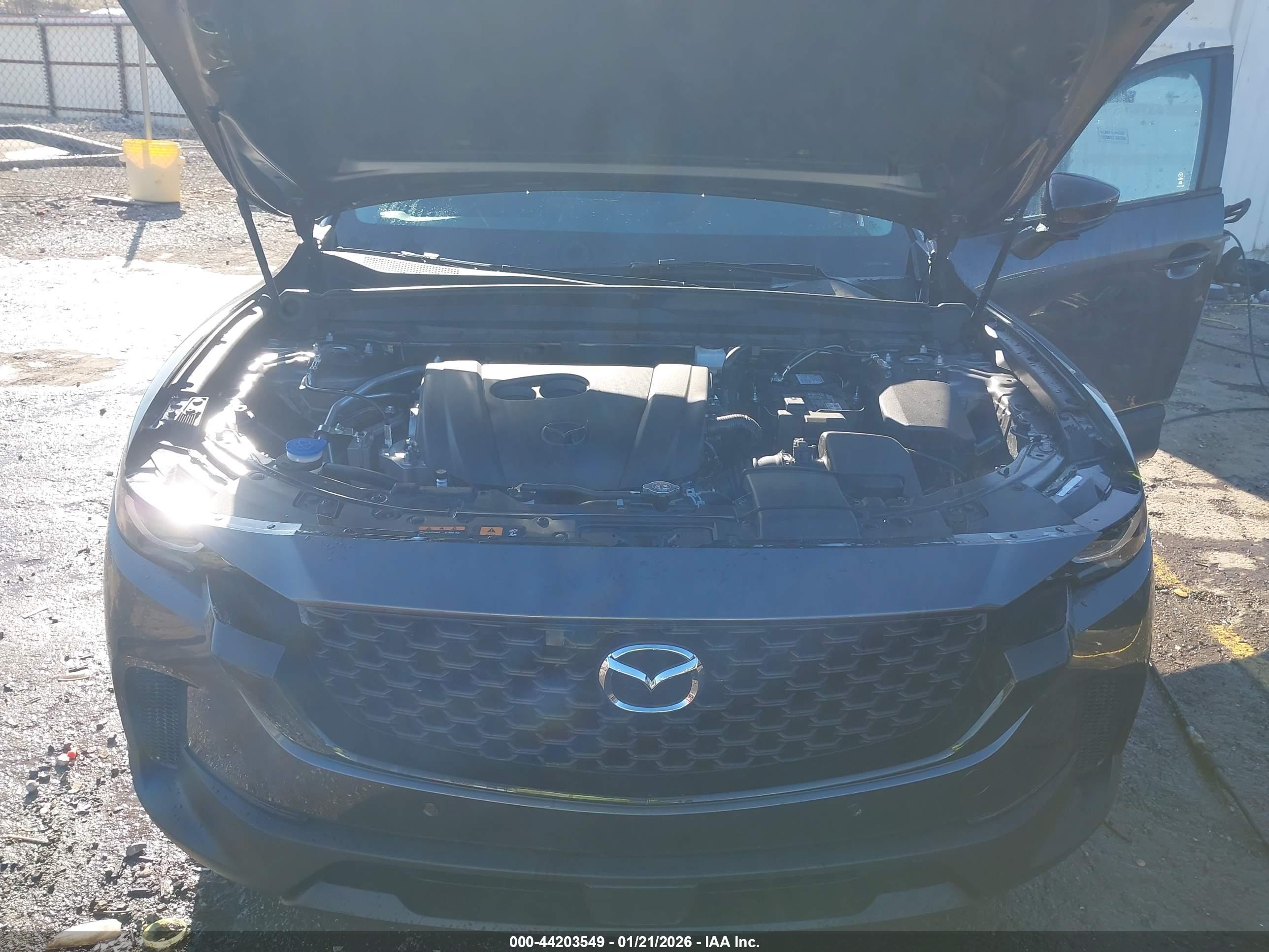 MAZDA CX-50 image 10