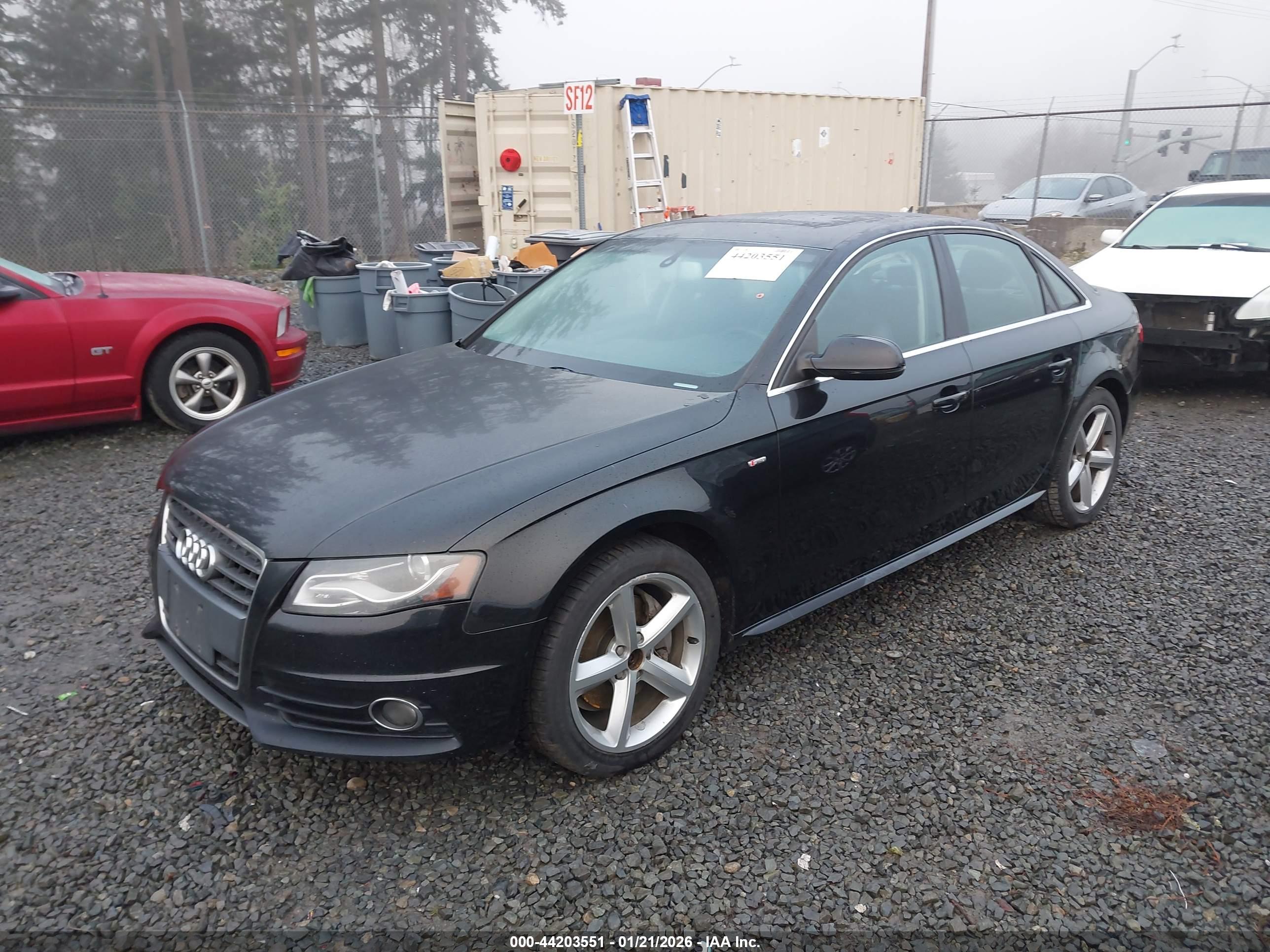 AUDI A4 image 2