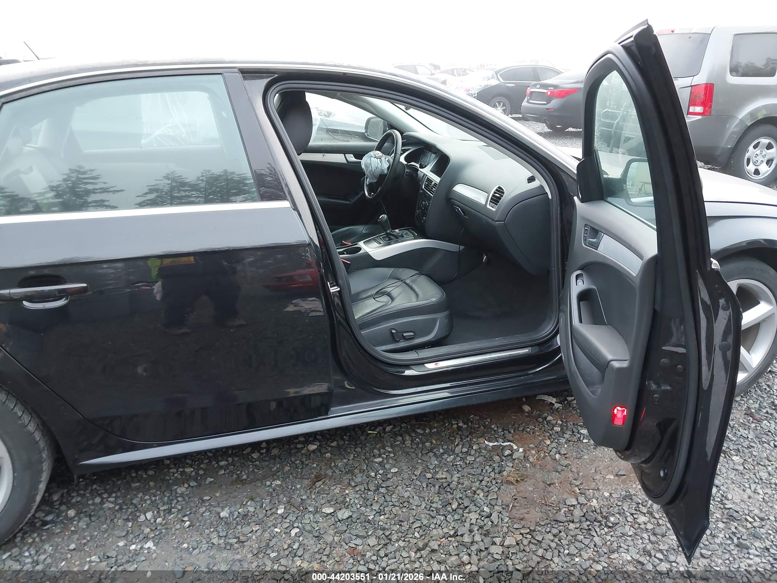 AUDI A4 image 5