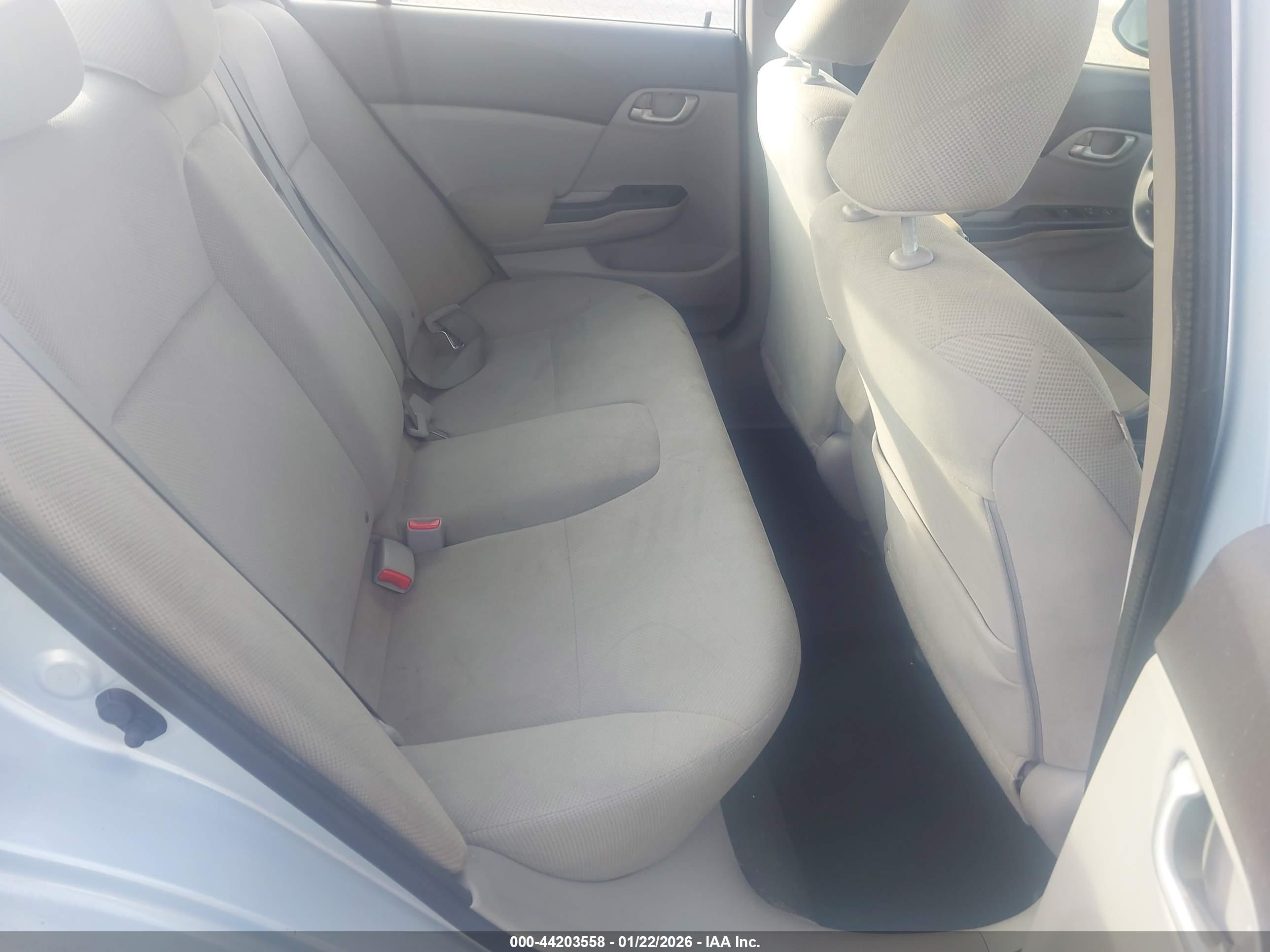 HONDA CIVIC image 8