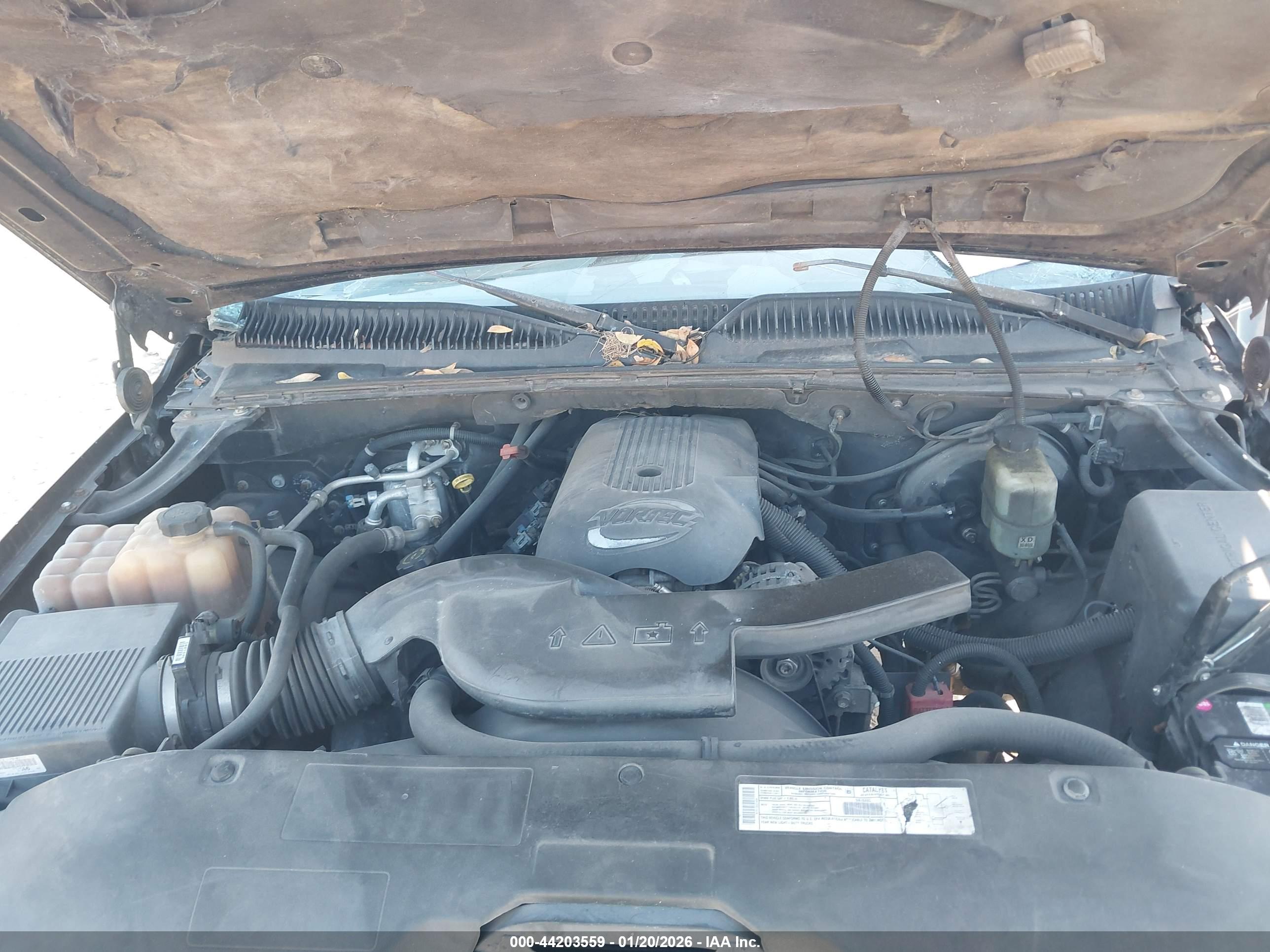 CHEVROLET TAHOE image 10
