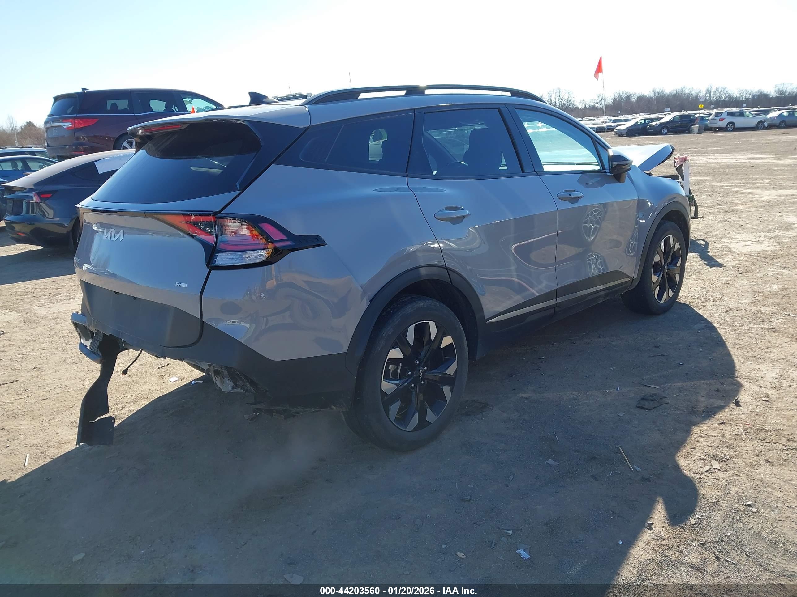 KIA SPORTAGE image 4