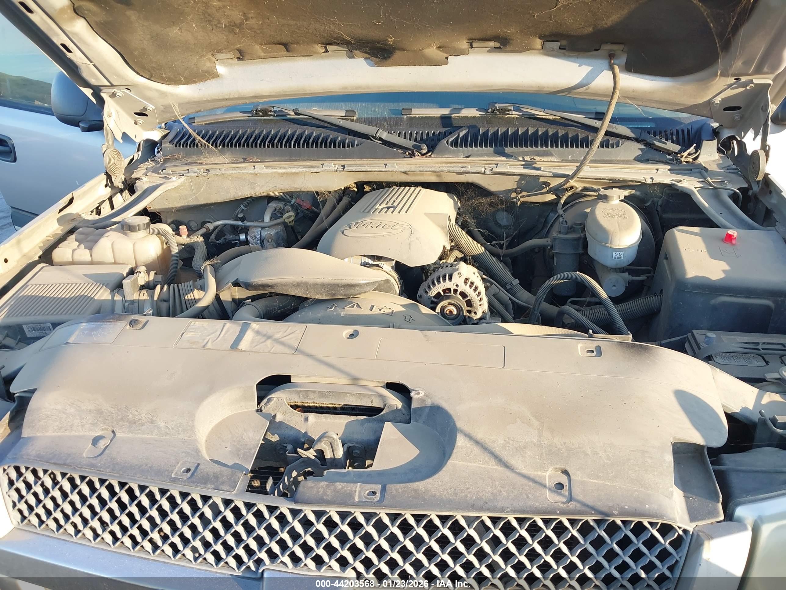 CHEVROLET SILVERADO image 10