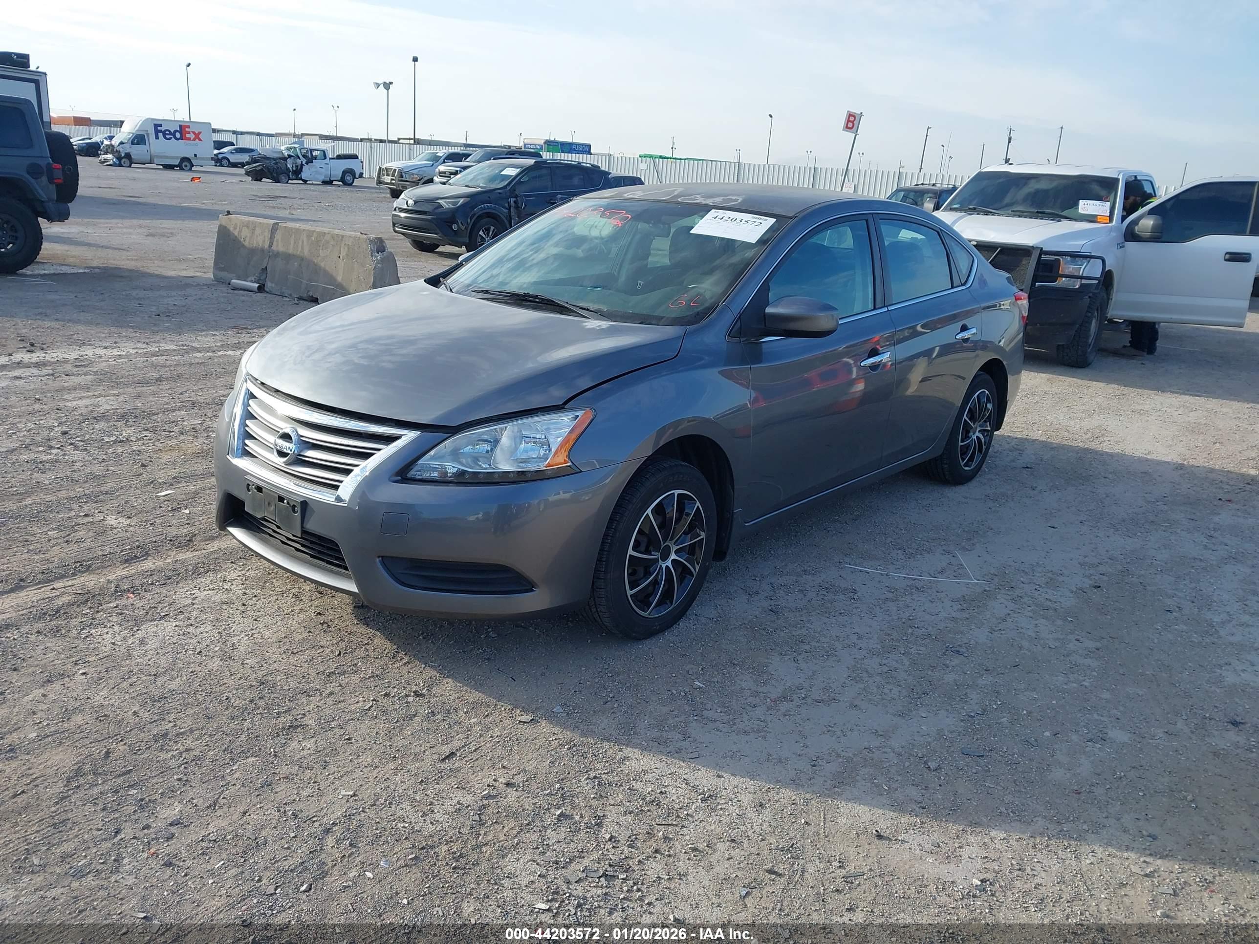 NISSAN SENTRA image 2