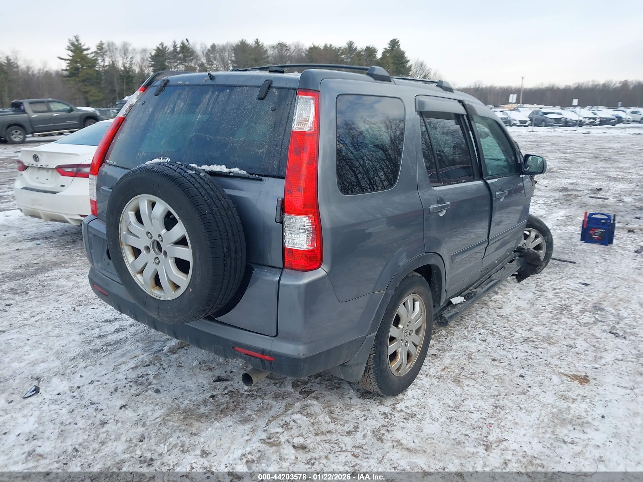 HONDA CR-V image 4