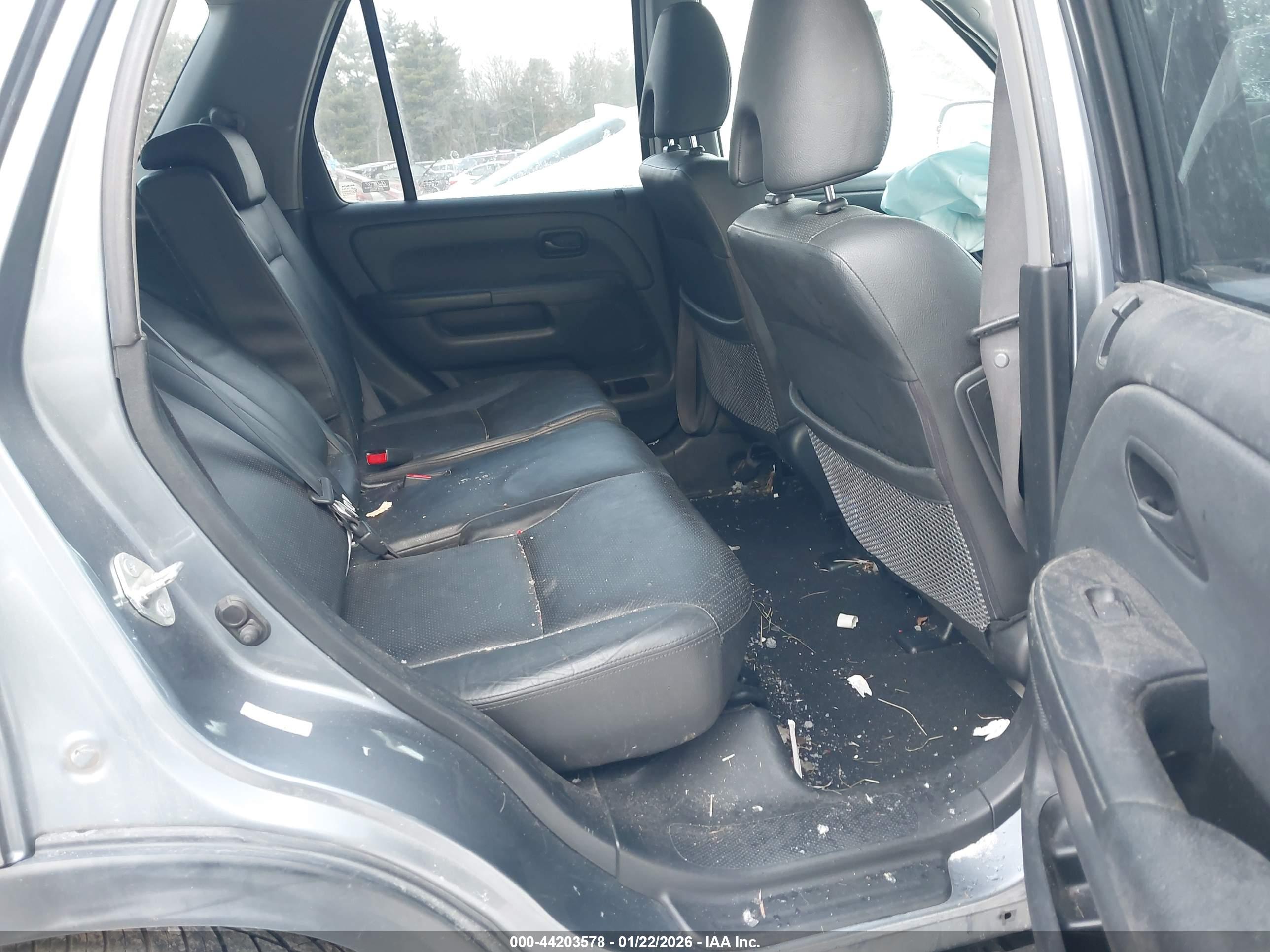 HONDA CR-V image 8